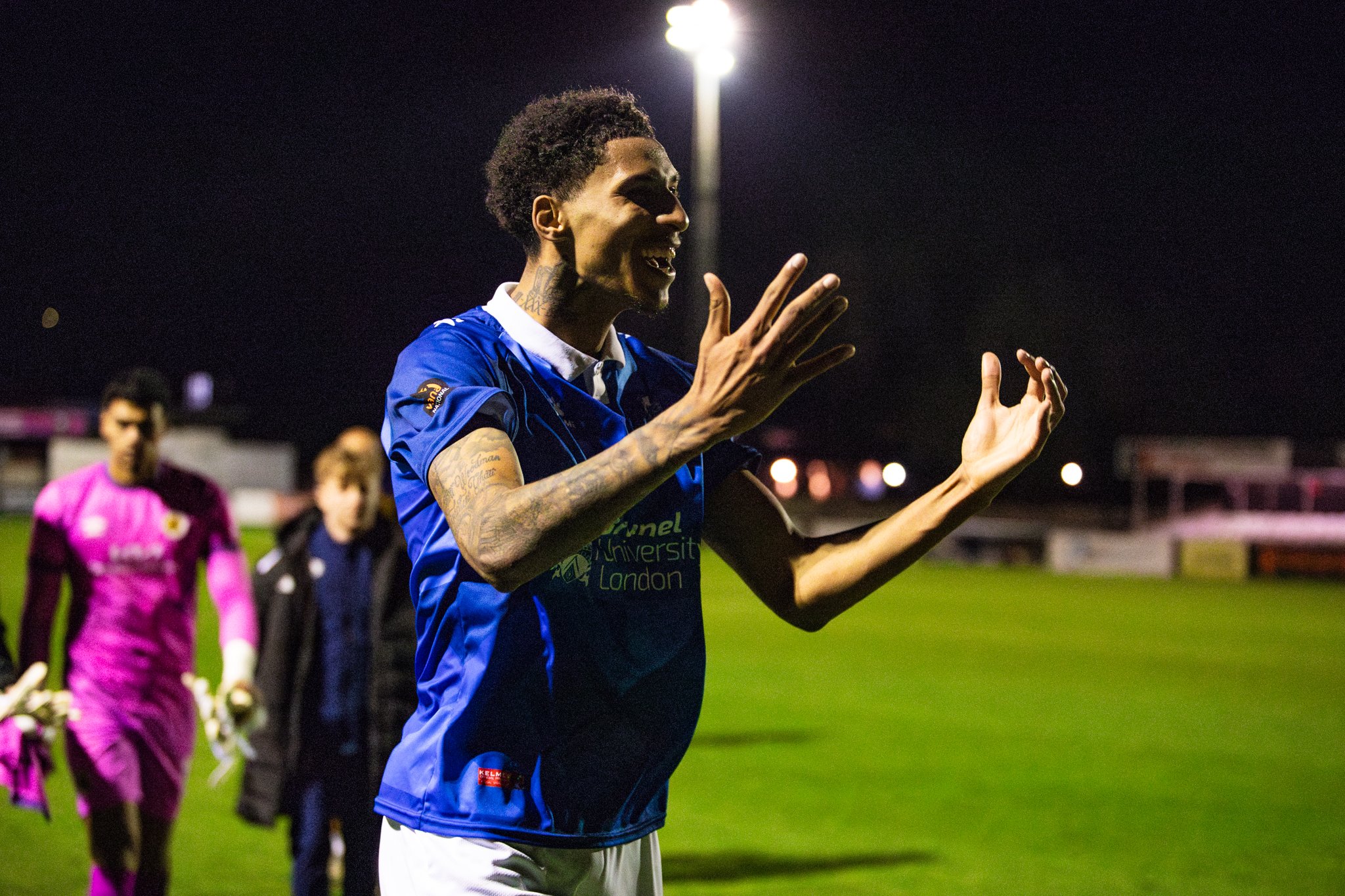 Wealdstone FC Vs Boston United