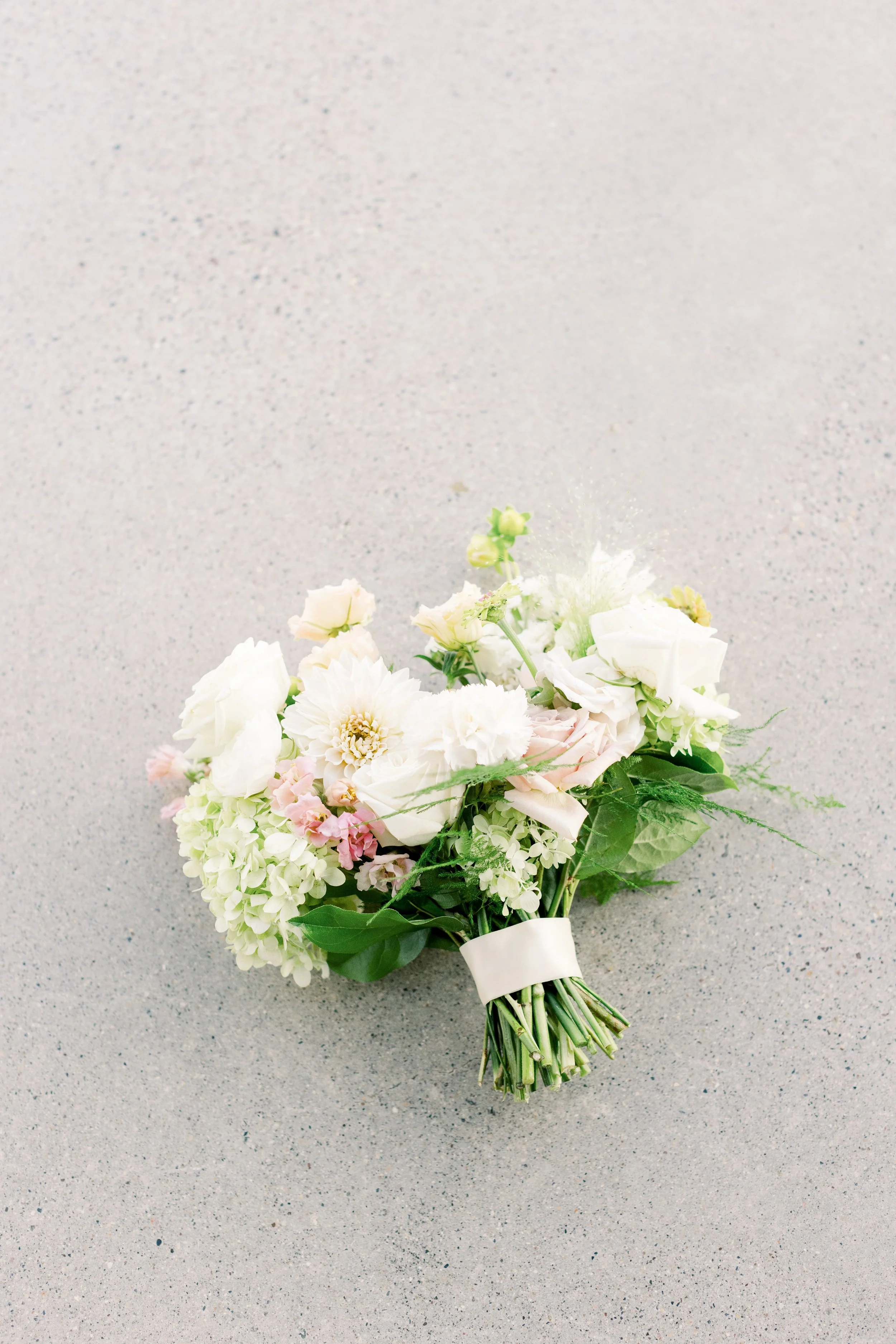 Twig & Bloom floral studio creating romantic, elegant flower arrangements in Victoria, Regina & Edmonton. We create florals for everyday moments, wedding designs, event flowers, bereavement flowers as well as hosting flower workshops.