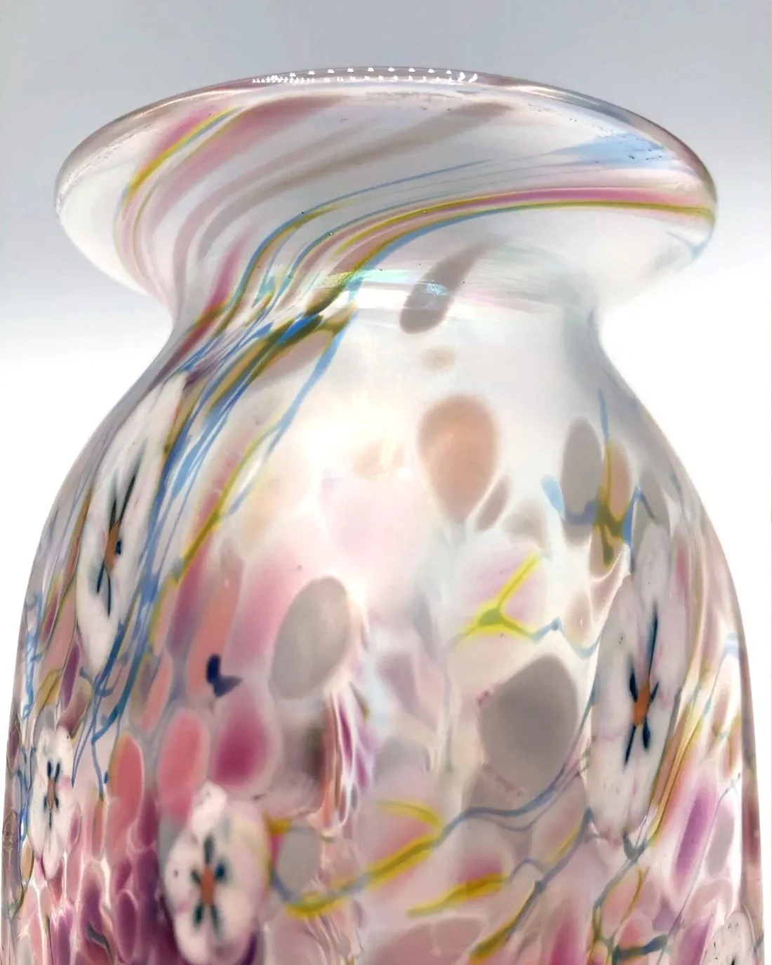 KEPTstudio_KVTGGlassNo03HATvase1Pink_08.jpg