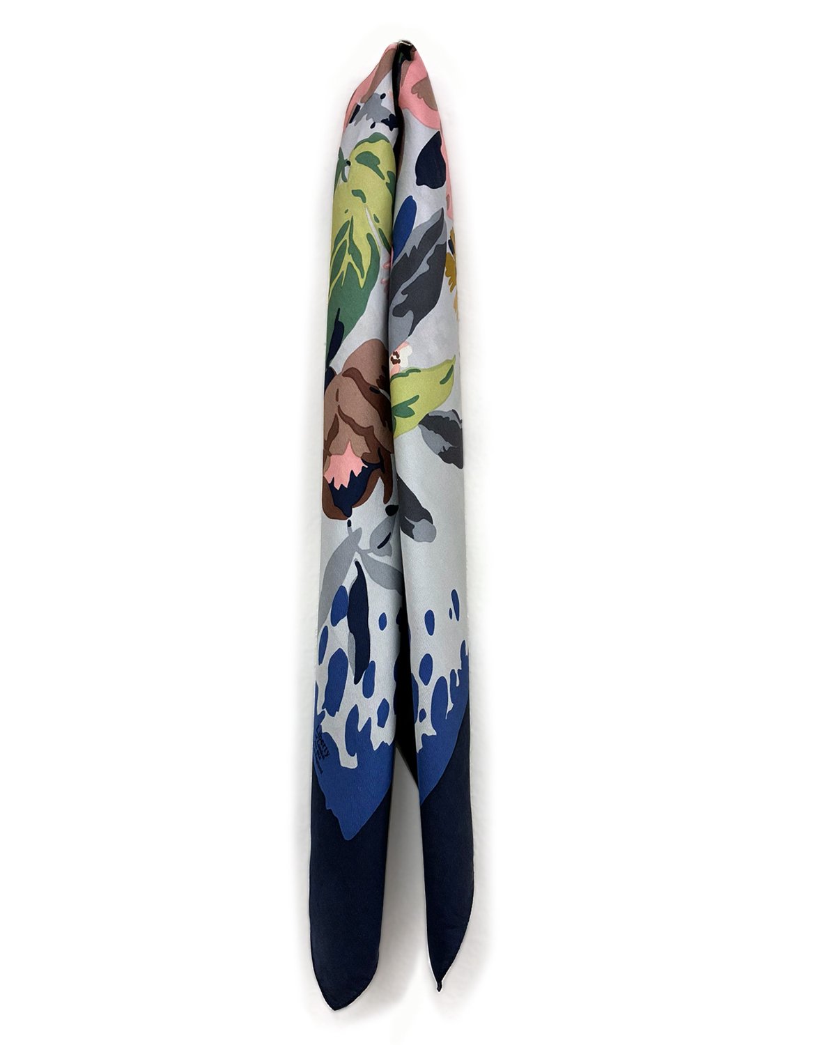 KEPTstudio_KVTGScrfNo07LibOfLDNScarf01BluSplatter_03.jpg