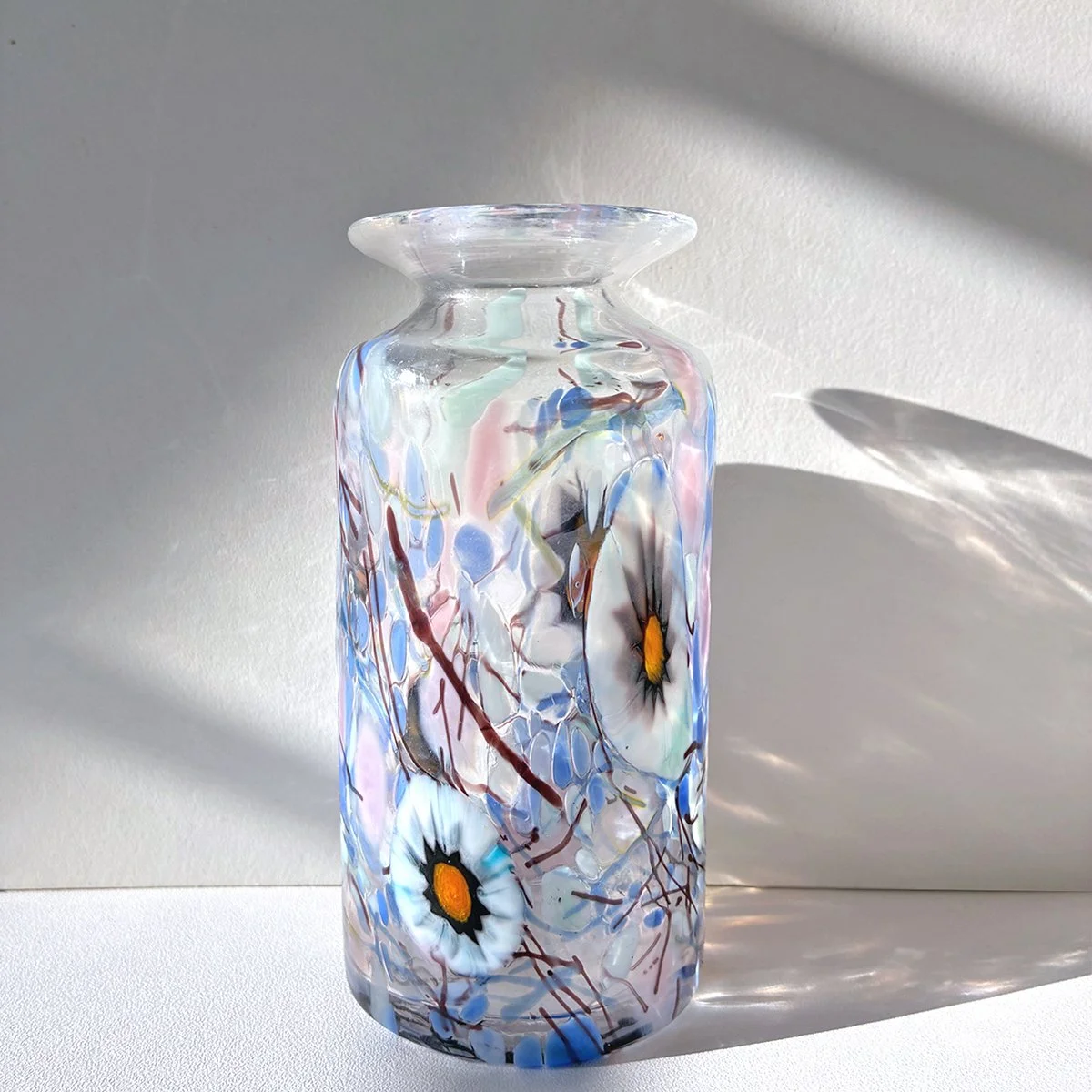 KEPTstudio_KVTGGlassNo06HATvase3Sunflwr_01.jpg