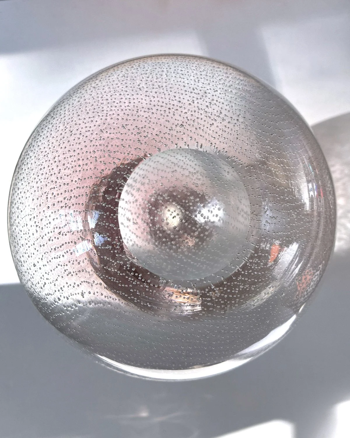 KEPTstudio_KVTGGlassNo10AmethystBublVase3_04.jpg