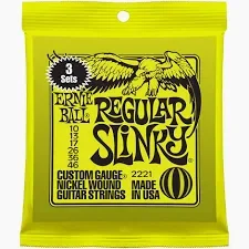 Ernie Ball Regular Slinky Guitar Strings - 3-Set Pack