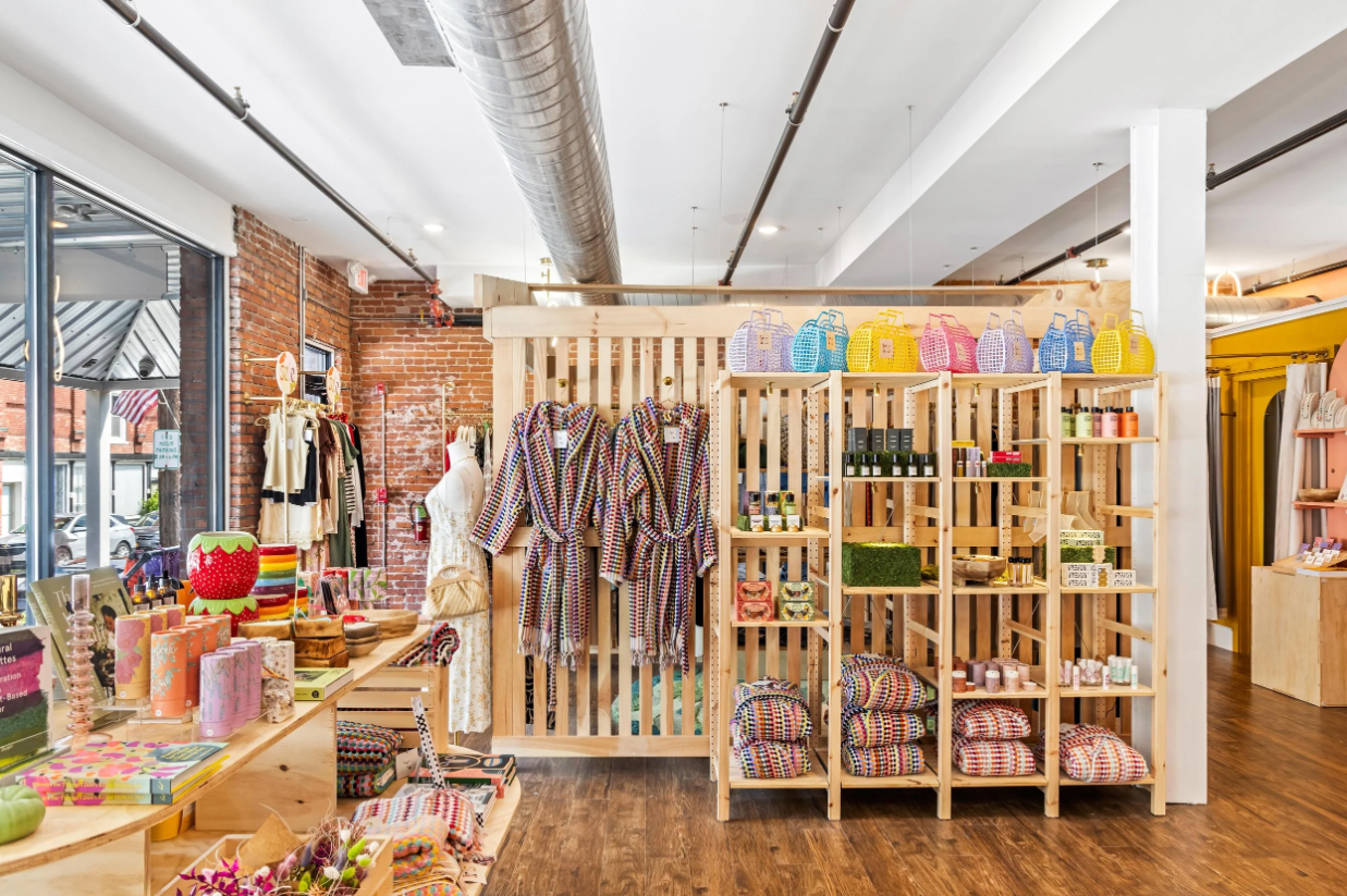 Commercial vs. Residential Real Estate Photography in NYC: What's the Difference?