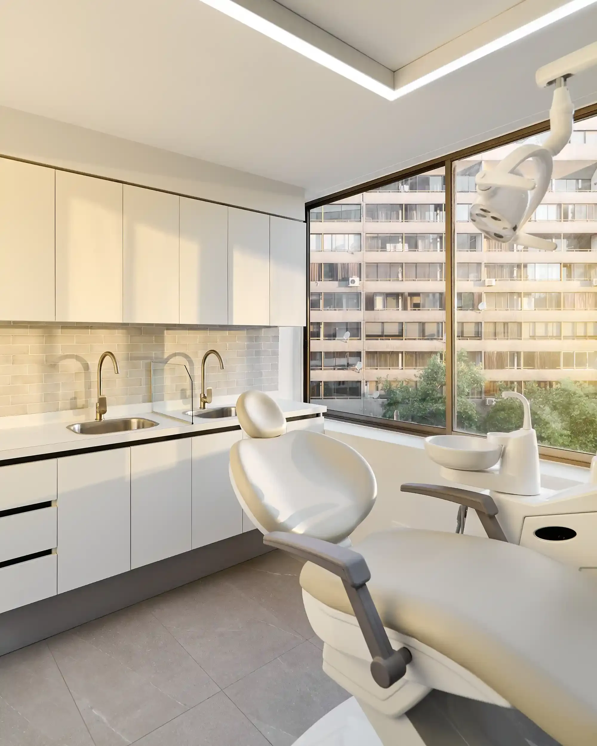 Clínica dental en Providencia al atardecer