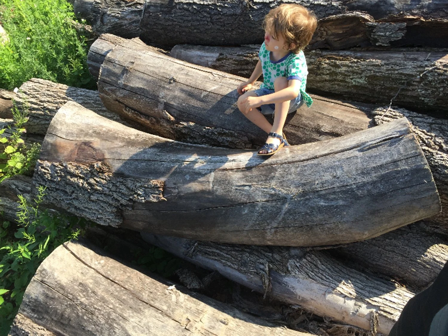 Octahedron Bench - Image 2.jpg