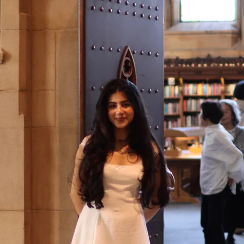 Amisha Vij, Science and Math Tutor