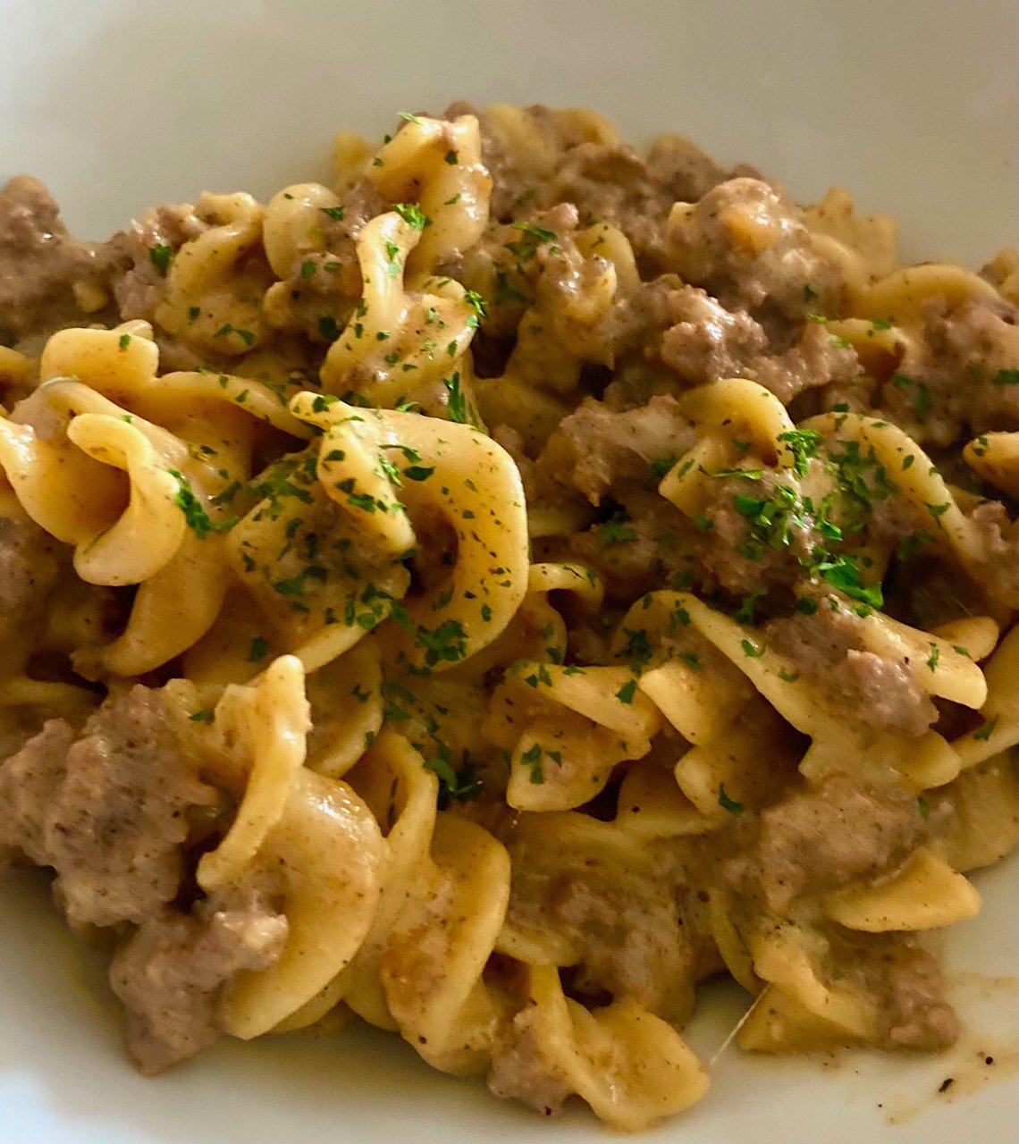 This isn’t your traditional stroganoff 👀 This Cajun-inspired version is creamy, bold, and packed with flavor your family will request again and again.