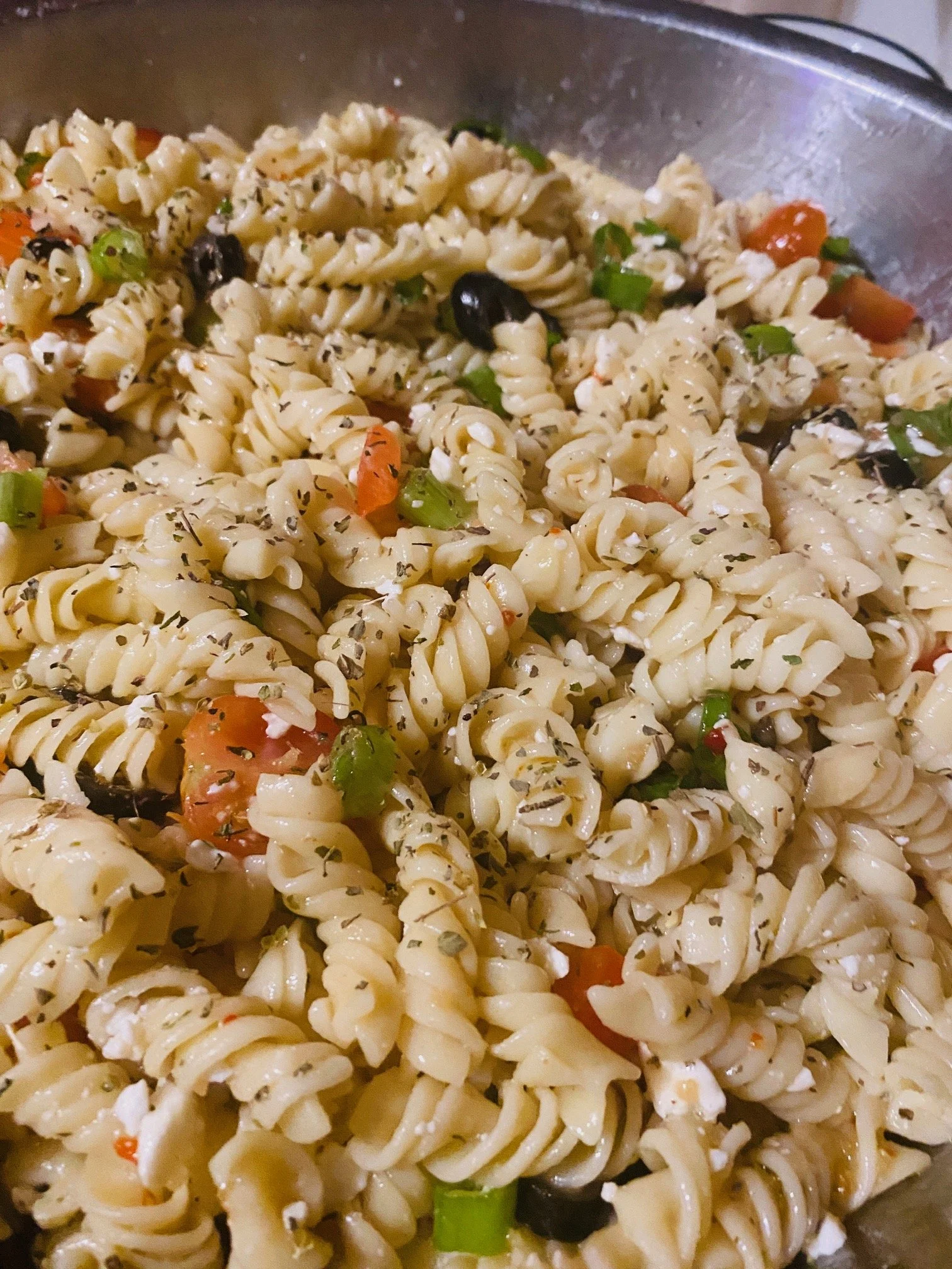 Easy Italian Pasta Salad Recipe – A colorful, fresh side dish with rotini pasta, crisp veggies, feta, and zesty Italian dressing. Perfect for family dinners, picnics, or small gatherings. Quick, flavorful, and crowd-pleasing!