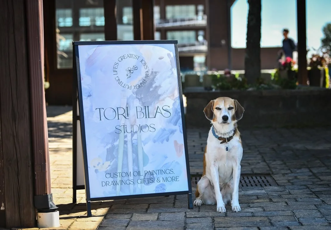 Emmy and I are both excited to be set up with original artwork at Tryon International for the next two weeks! ☀️🎨 She&rsquo;s mainly excited because I&rsquo;m giving out free treats, but I&rsquo;m excited to show competitors and visitors some of my 