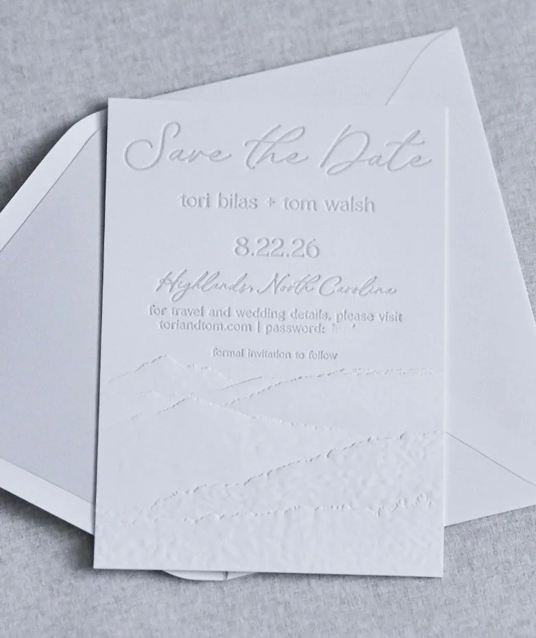 A personal favorite project of 2025 ✉️ There is way more to come for this vision that began with a very simple mountain landscape, stemming from a beautiful photo taken by @tihophoto 📸 

Thanks to @czarpress for helping me bring this save the date v