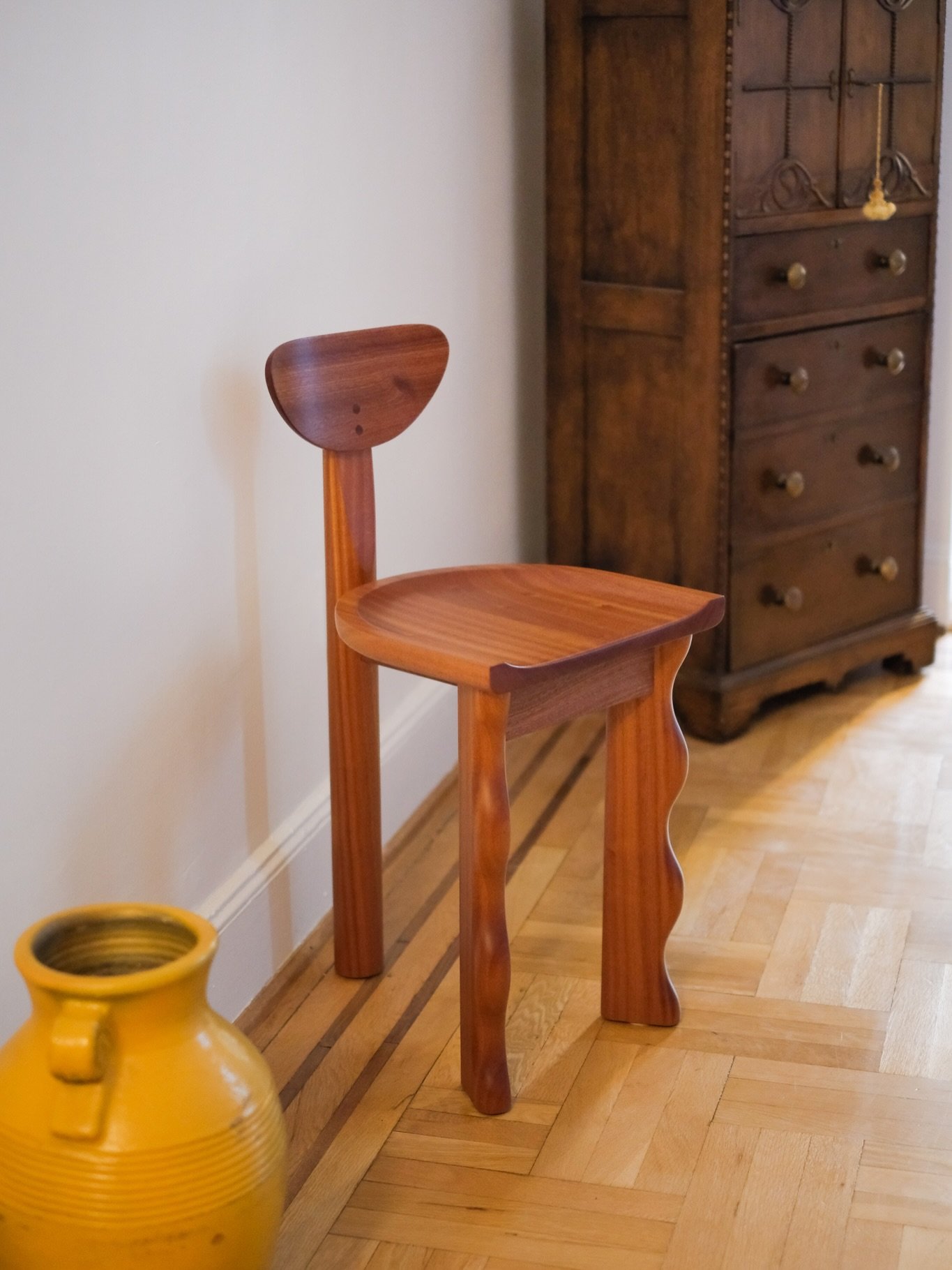 The LUSCA Chair brings together clean lines and a playful, organic yet sculptural silhouette. With three legs, two waves, and a quiet sense of motion. Handcrafted in Brooklyn, NY.

Shown here in sapele
All pieces made to order
DM or email if you&rsqu