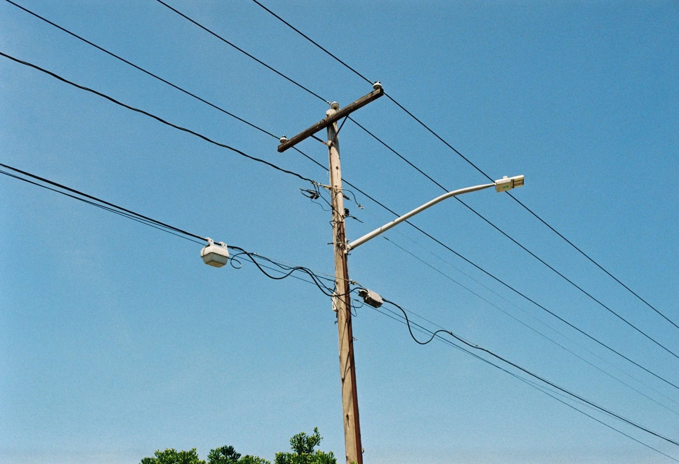 ss2118007076-R1-058-27A.jpg