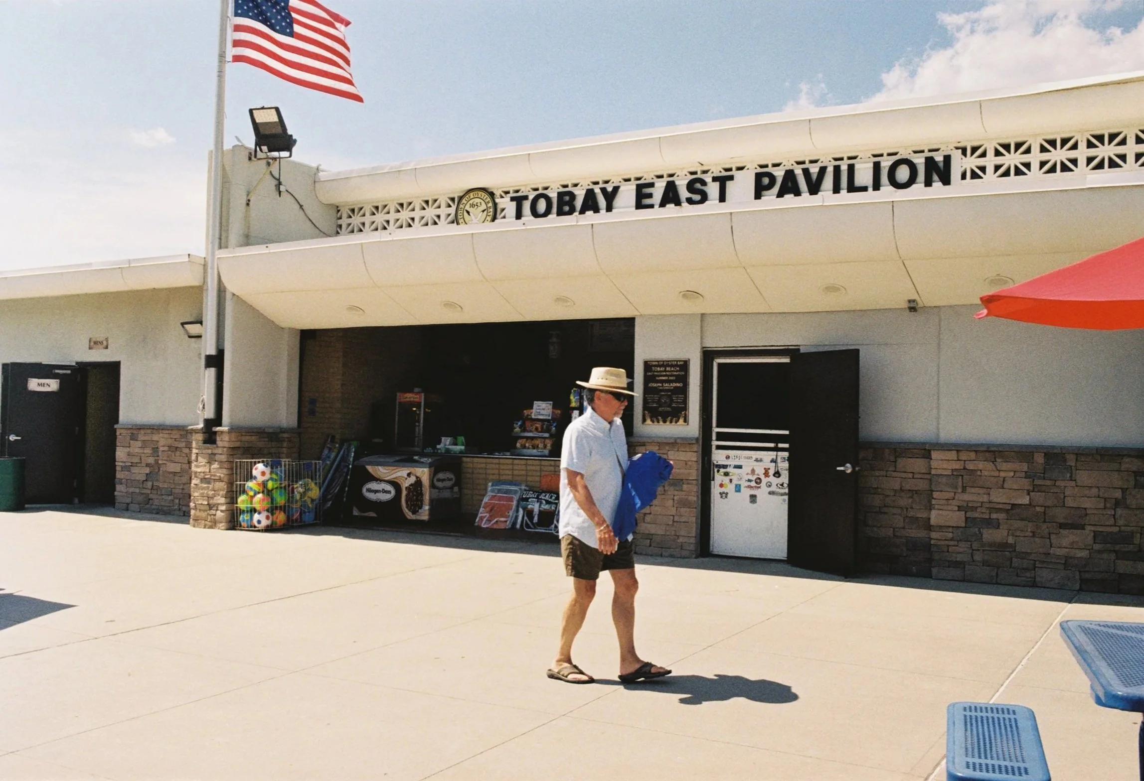 ss1888007014-R1-073-35.jpg
