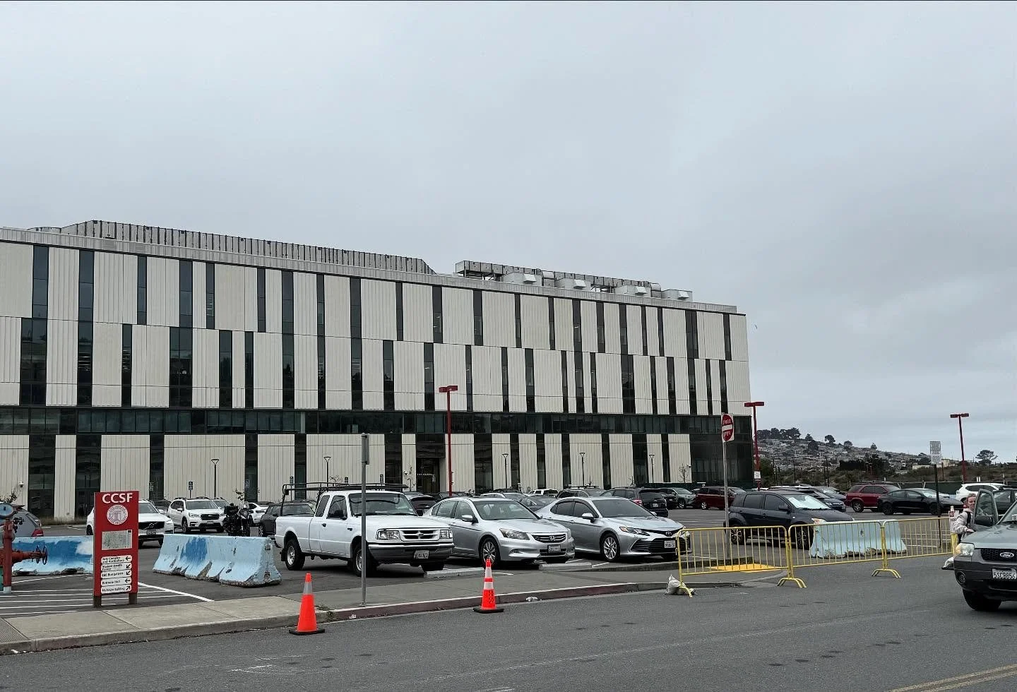 Plenty of street parking as well as in this city college parking lot directly across the street. Please observe all parking regulations, of course!  There is a parking permit machine on the lot.