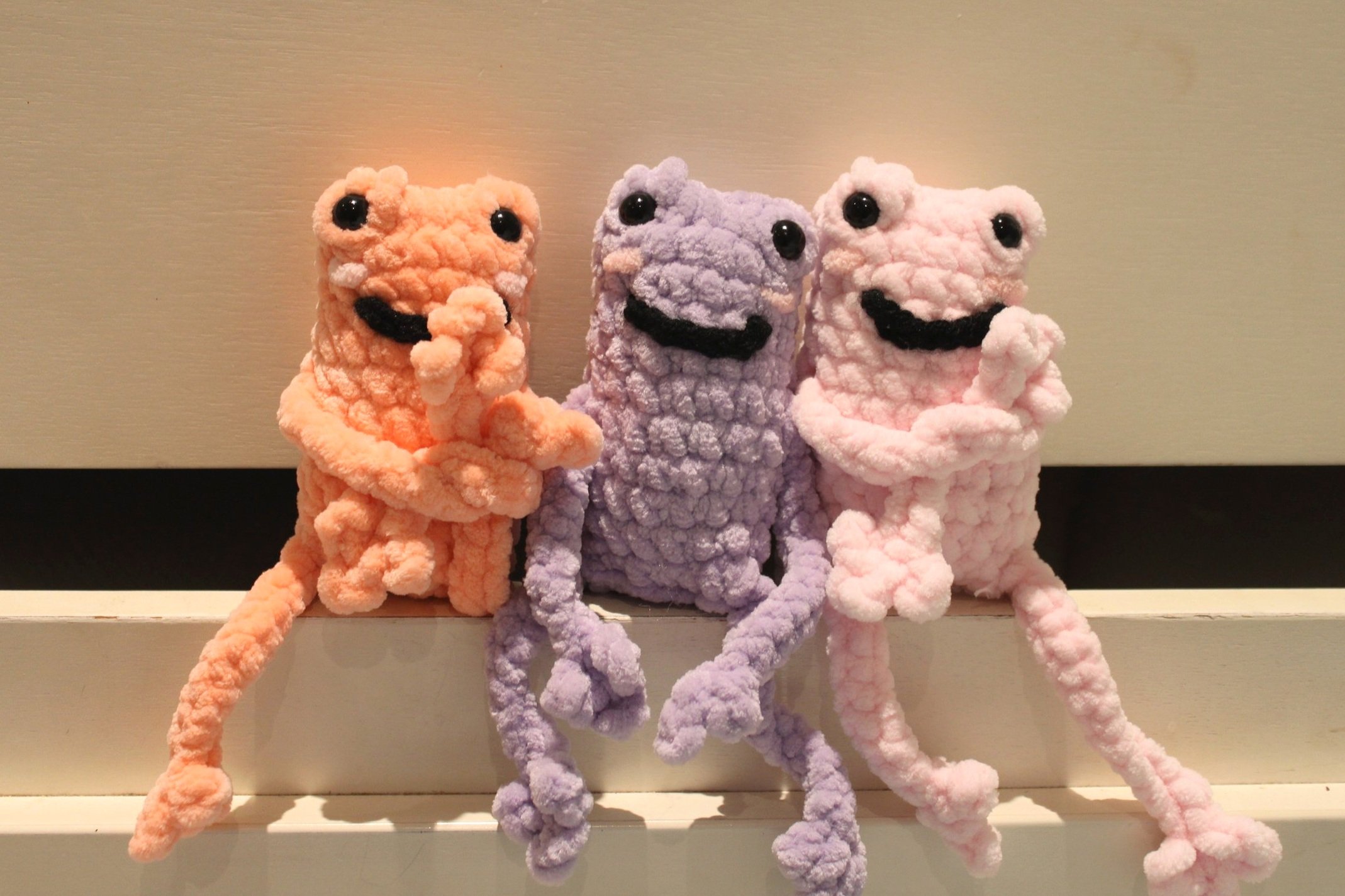 Crochet Leggy Frog