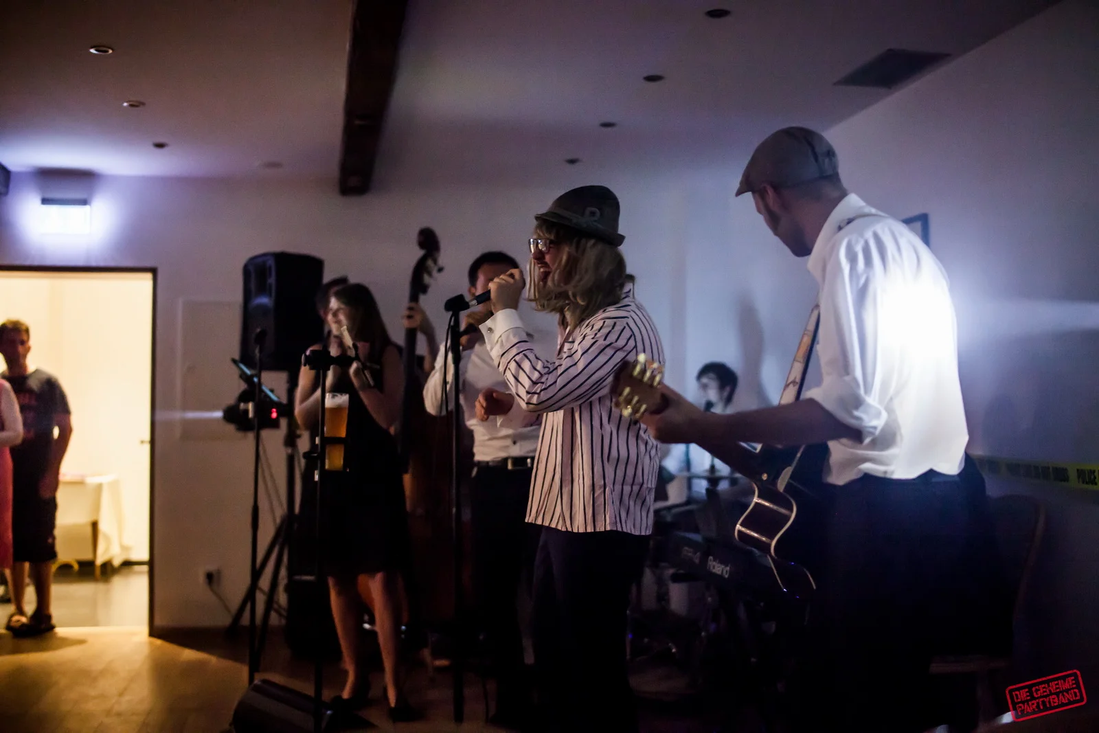 Brautentführung in der Weinstube