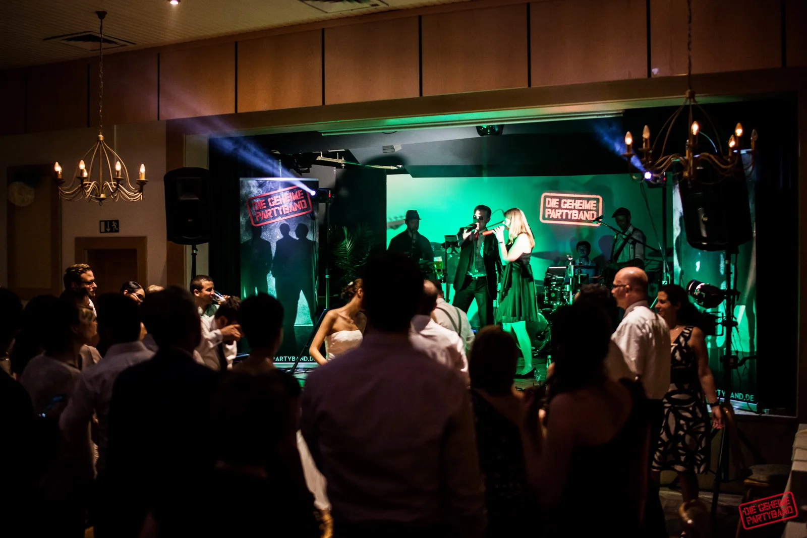 Die Stimmung geht durch die Decke!