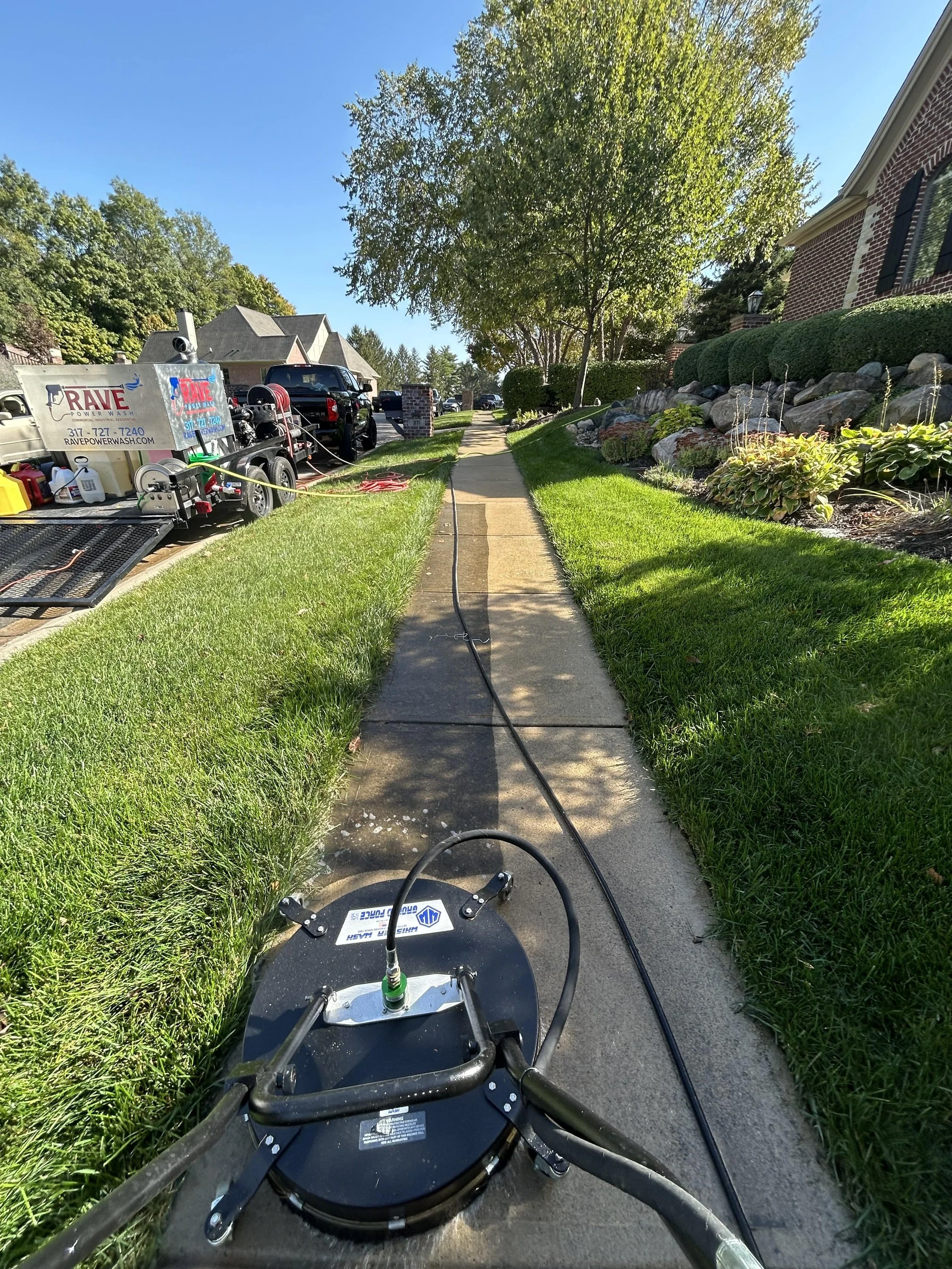 sidewalk-surface-cleaning-westfield-indiana-min.jpg