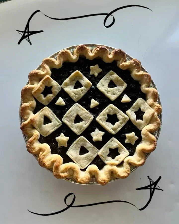 If u come in this weekend just know we think yr a real one 

Peace, love, hydration, and pie to all 

👽👽👽👽💜💜💜💜