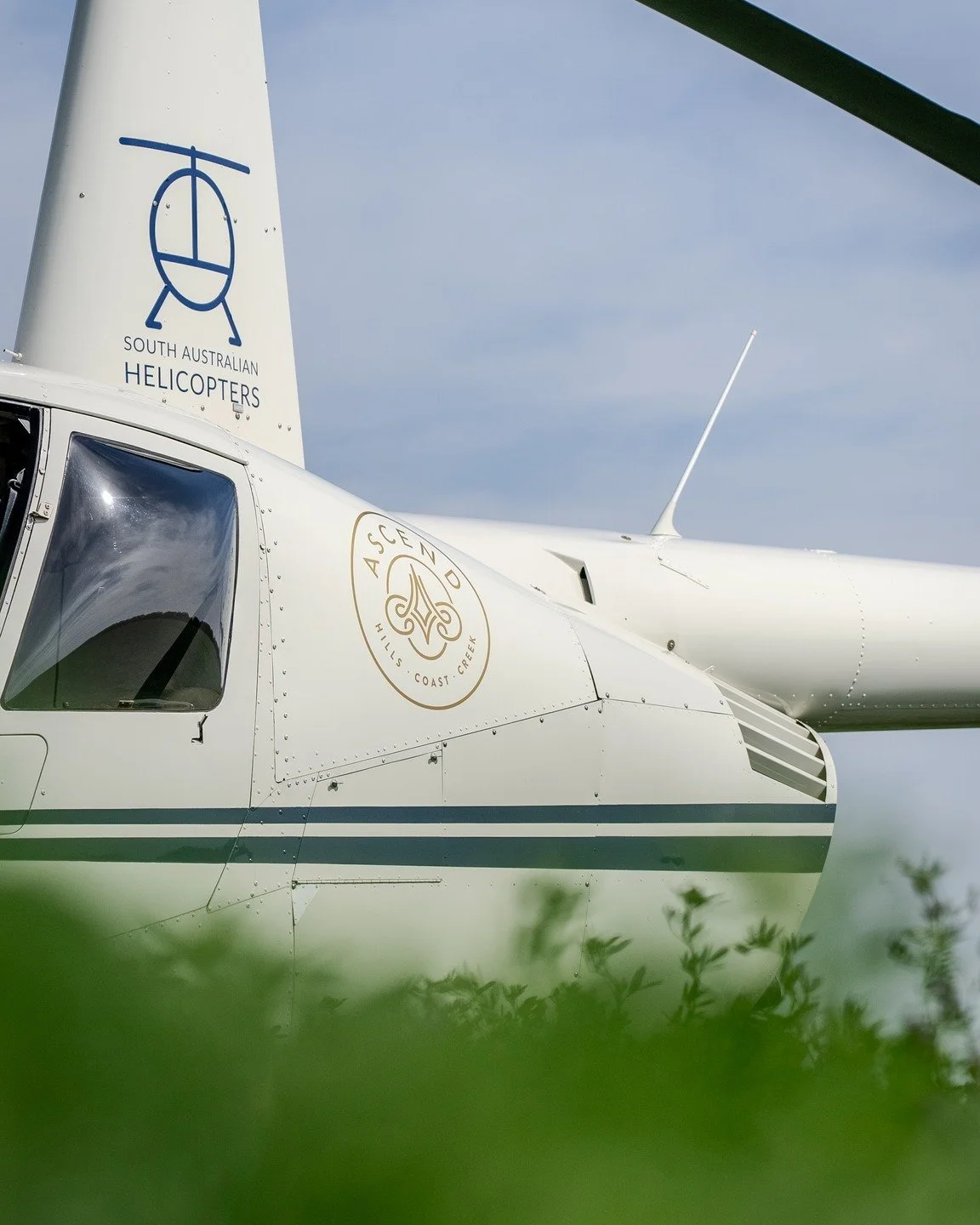 See Longview Vineyard from a whole new perspective 🚁🍇

Our range of helicopter experiences are unforgettable any time of year, but right now the vines are looking especially incredible from above. Rolling rows, stunning scenery and that wow moment 