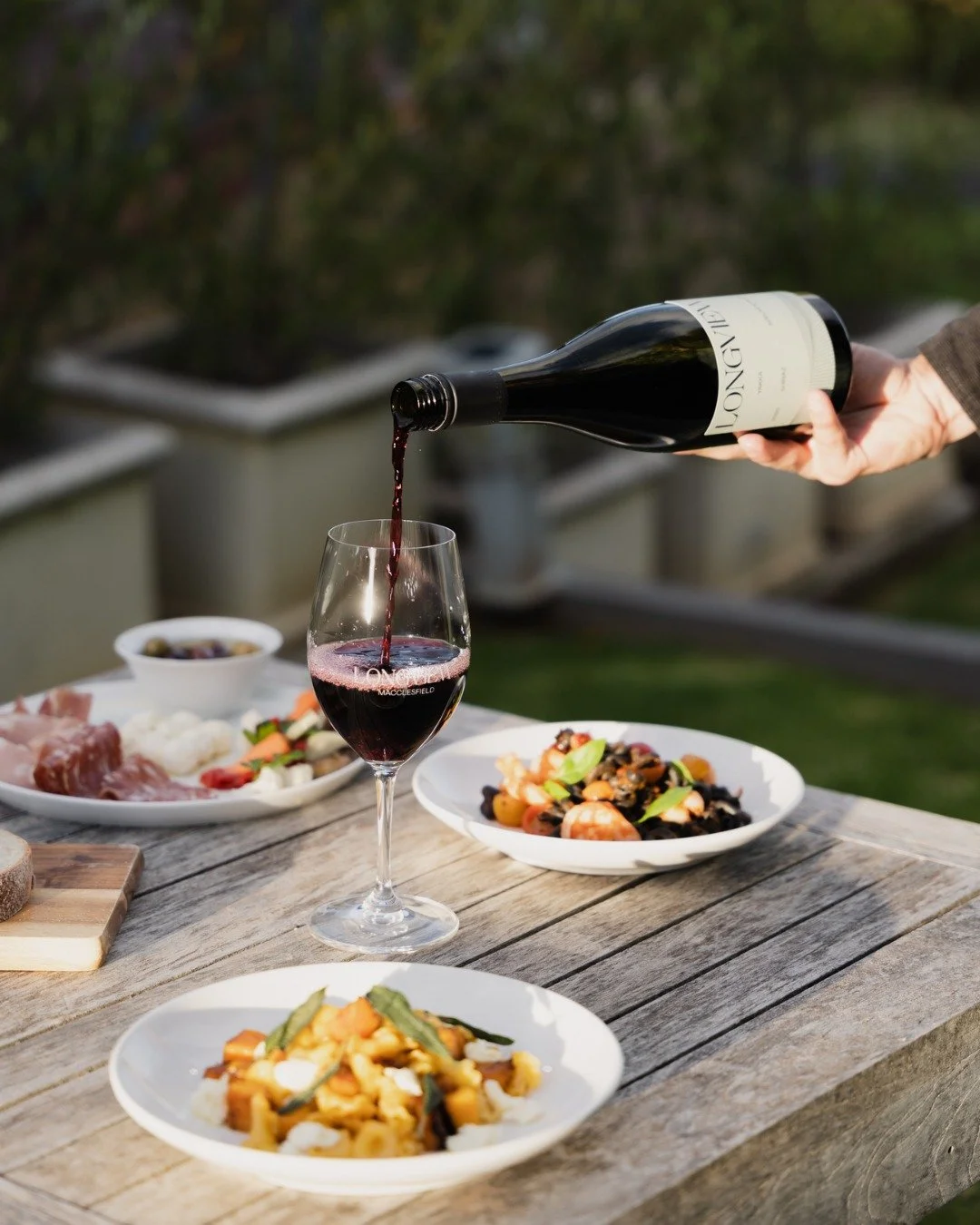 Midweek plans sorted 🍝🍷

Join us Wednesday to Friday and enjoy our Pasta Special. A bowl of pasta paired with a glass of Longview range wine for just $29. The perfect excuse for a relaxed long lunch or an easy midweek dinner with friends.

Book you