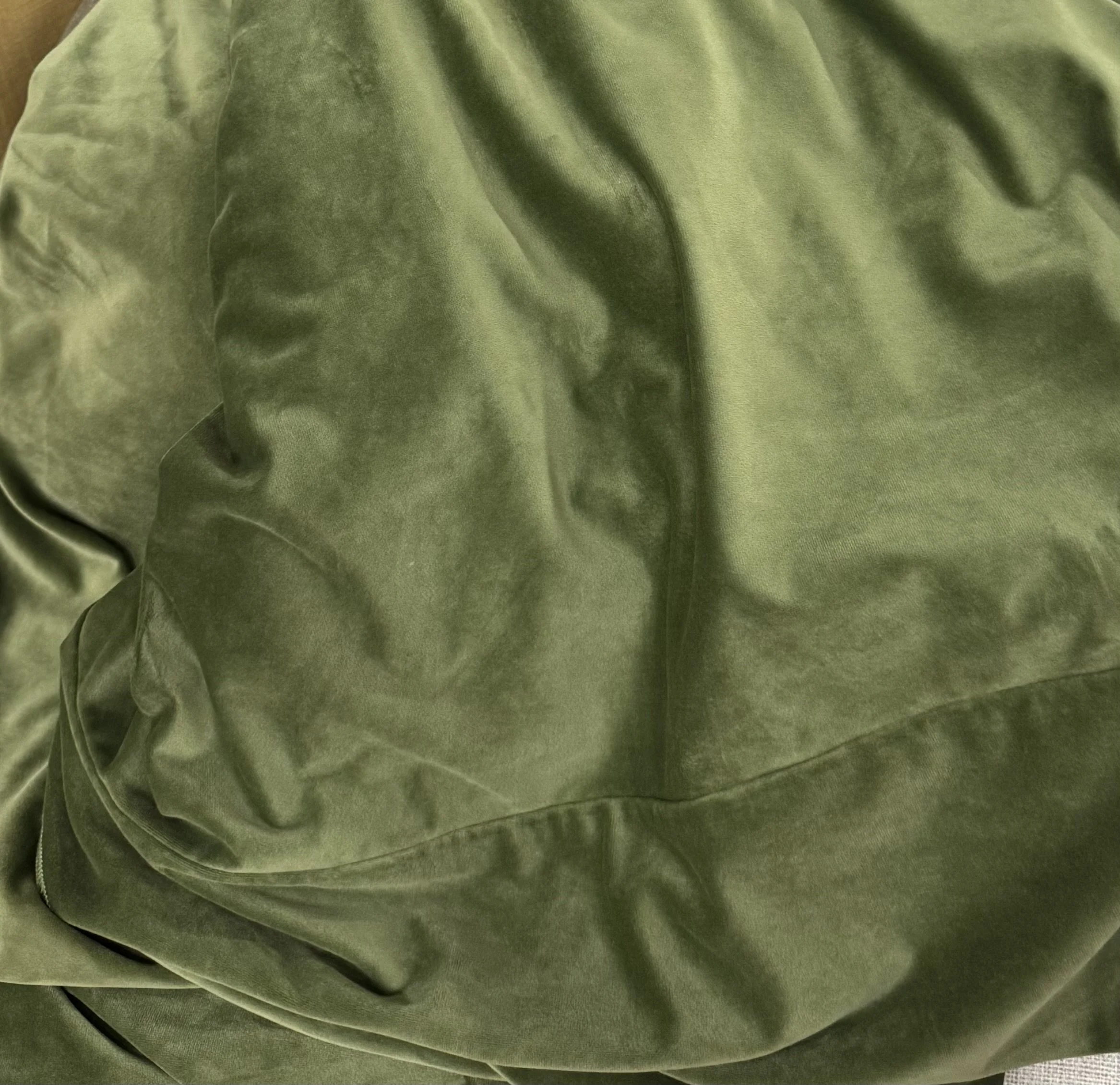 Moss Velvet Tablecloth