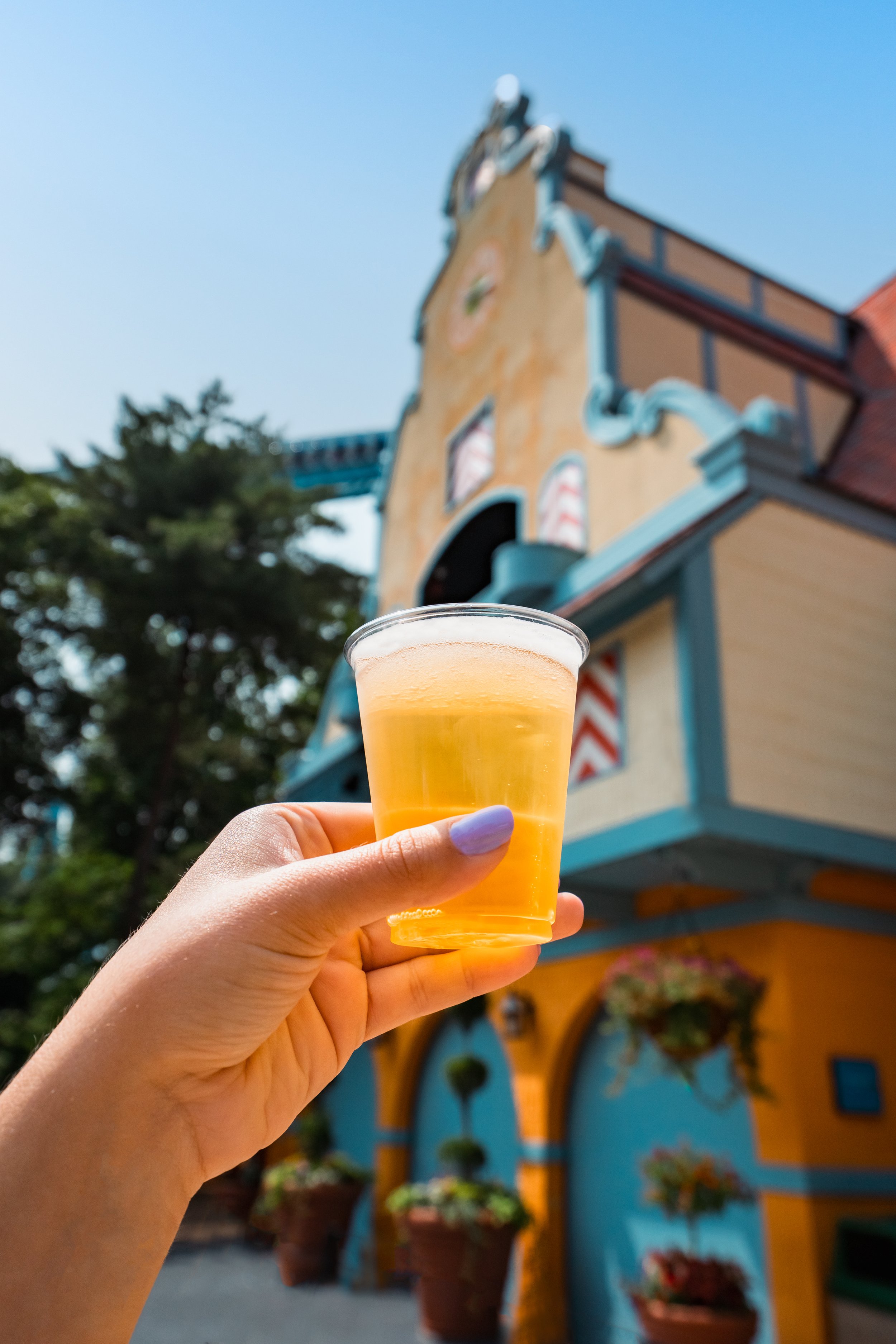 BGW_23_Free Beer-2.jpg