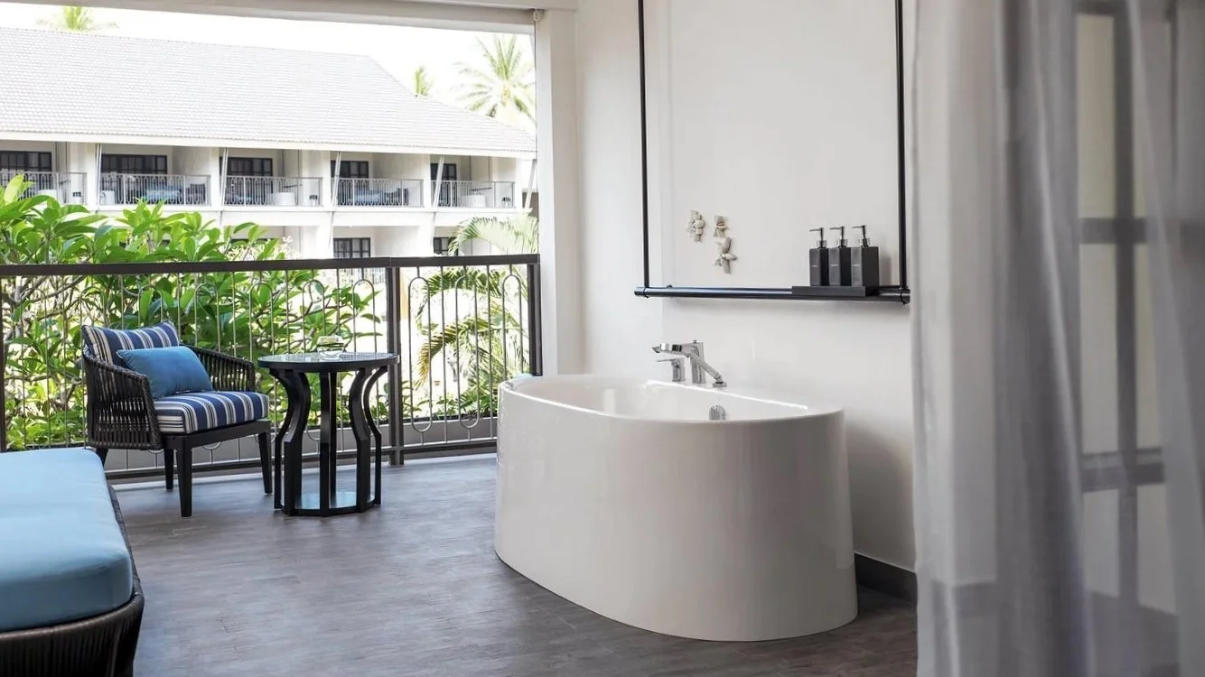 premium-room-balcony.jpg