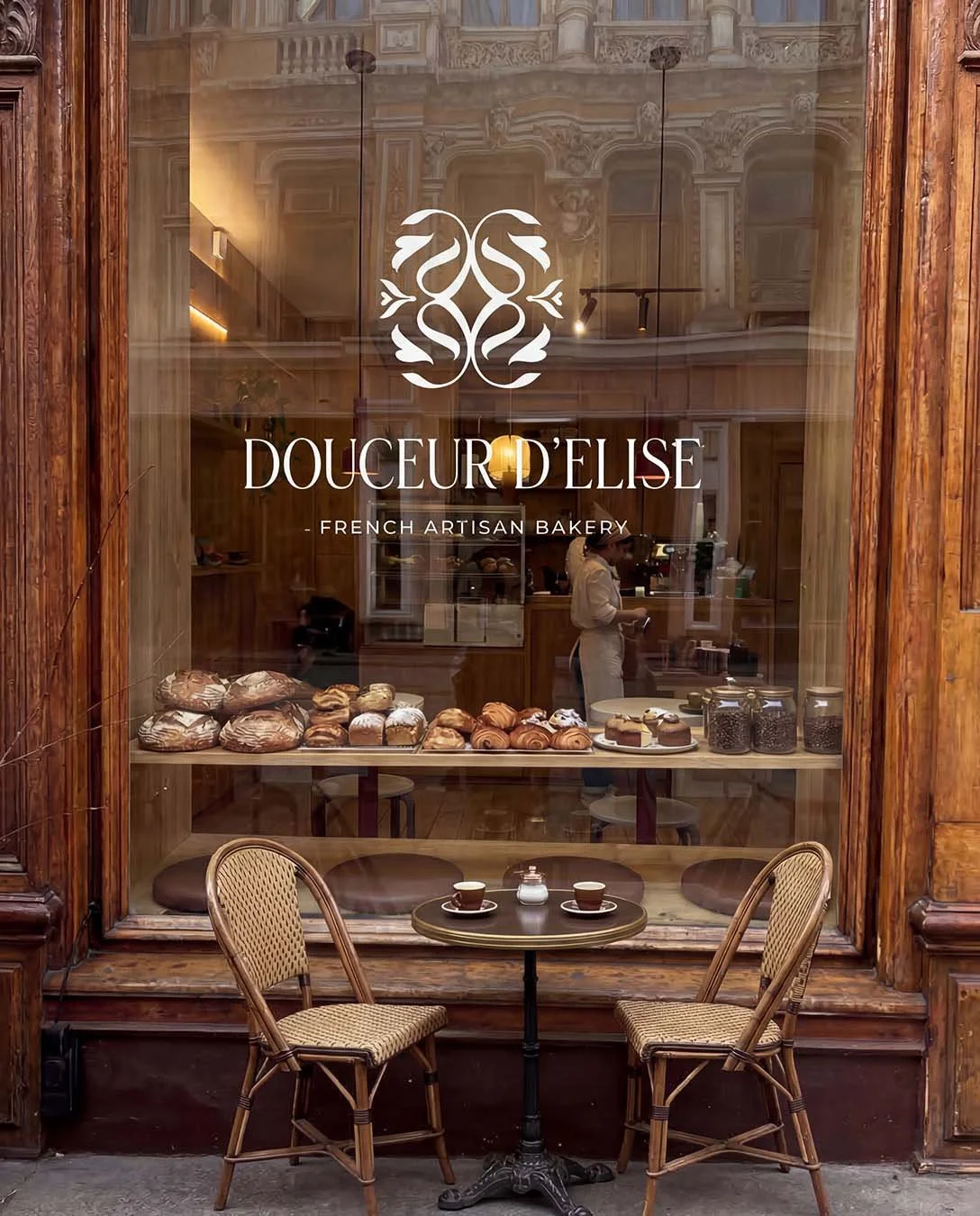 Douceur D_Elise-Mockup4.jpg