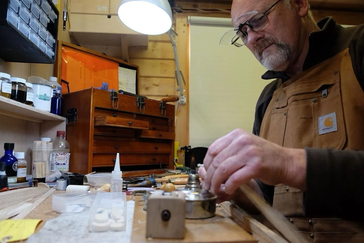 We&rsquo;re not just suppliers, we&rsquo;re rehairers ourselves. 
Being a small, family-run business means we understand exactly what you need at the bench. 

From premium bow hair to tools and accessories, we supply it all with the care, knowledge, 