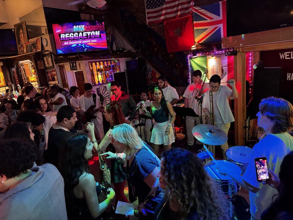 Bar photo 2