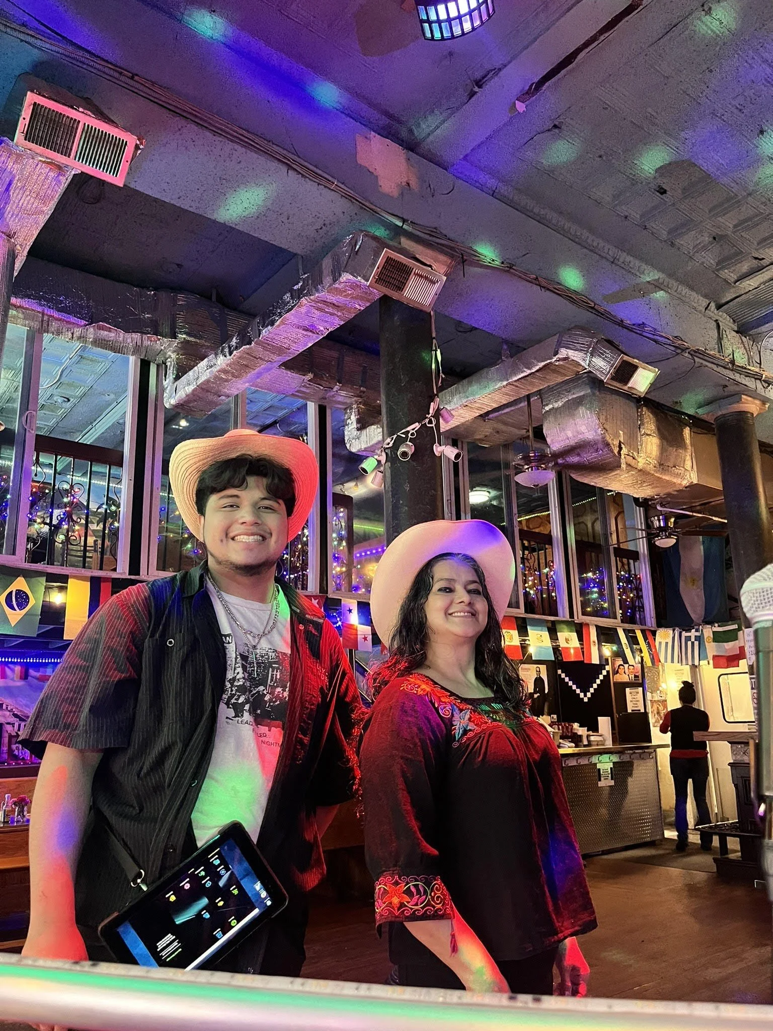 About — HAYDEE'S