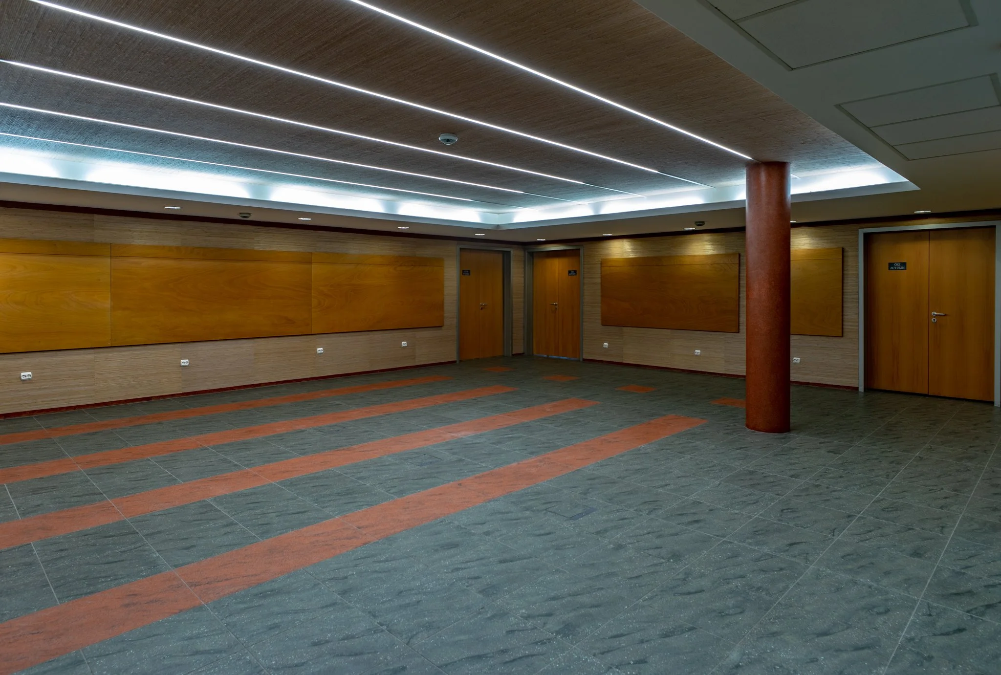 DSC01750-1.jpg