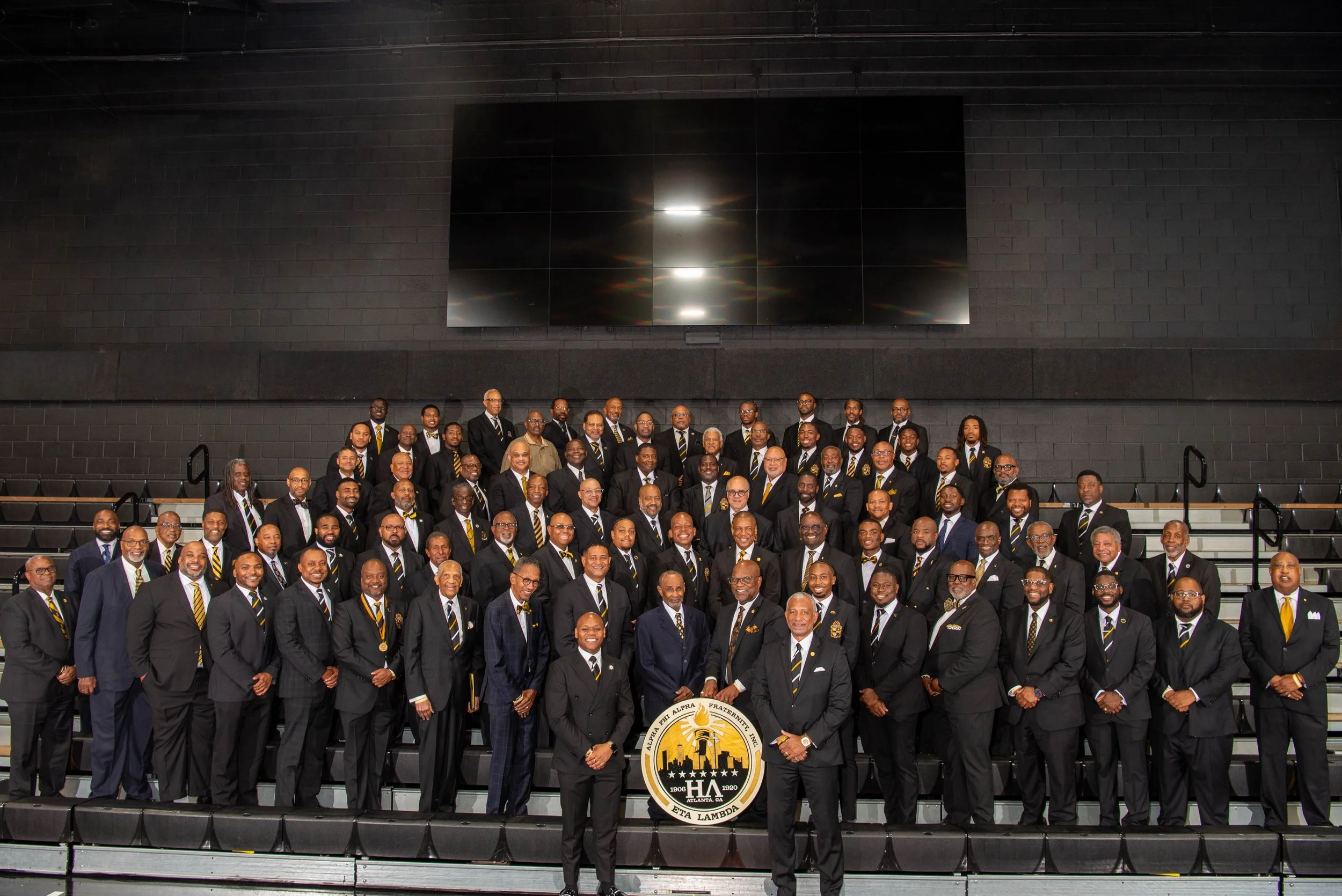 The brothers of Eta Lambda in full effect! A chapter full of excellence, brotherhood, and that good ole Alpha spirit. 💛🖤 We don&rsquo;t just represent Atlanta, we ARE the standard!

#etalambdaalphas #atlantaalphas