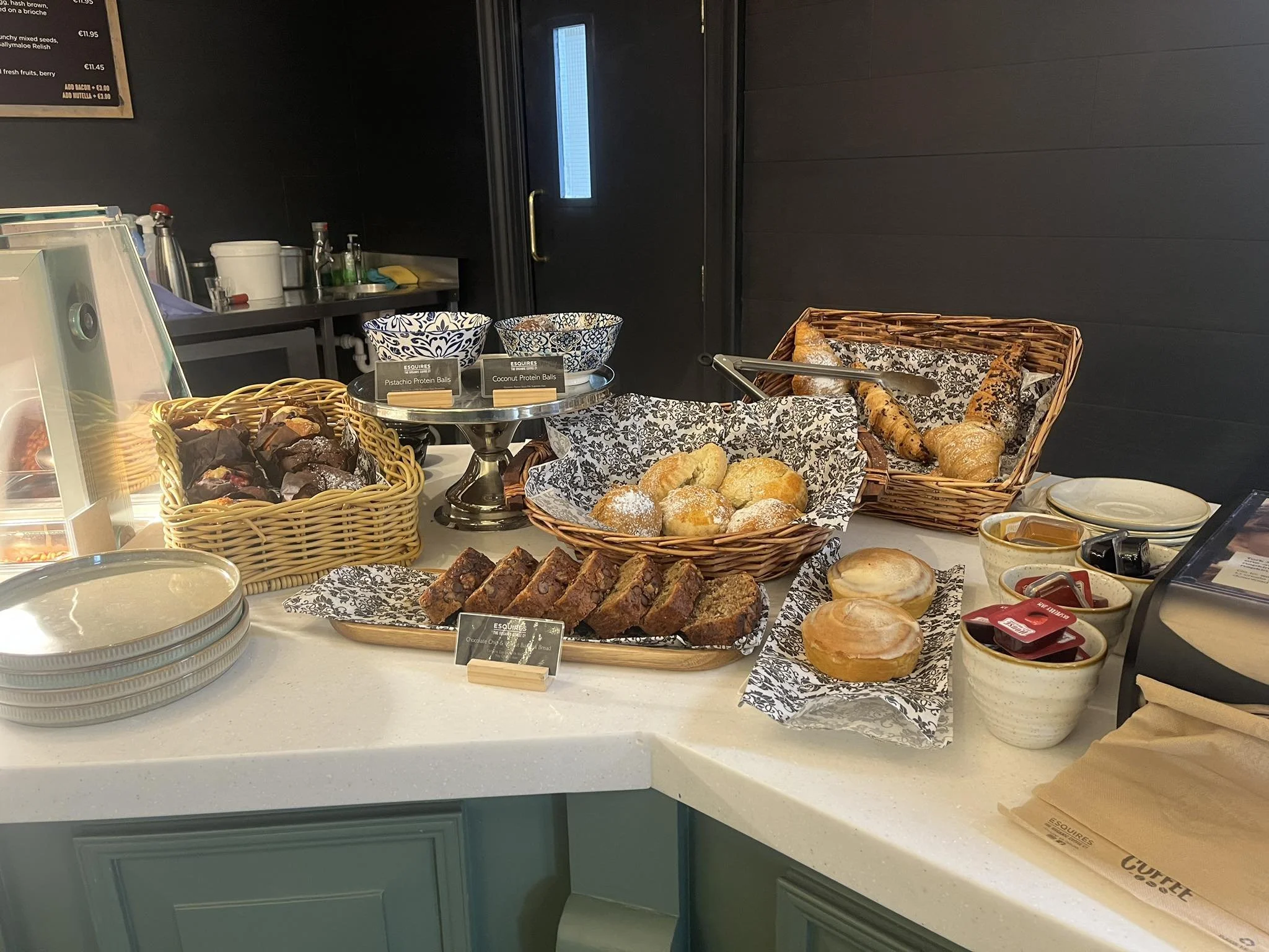 Esquires Coffee Galway Crystal Opening