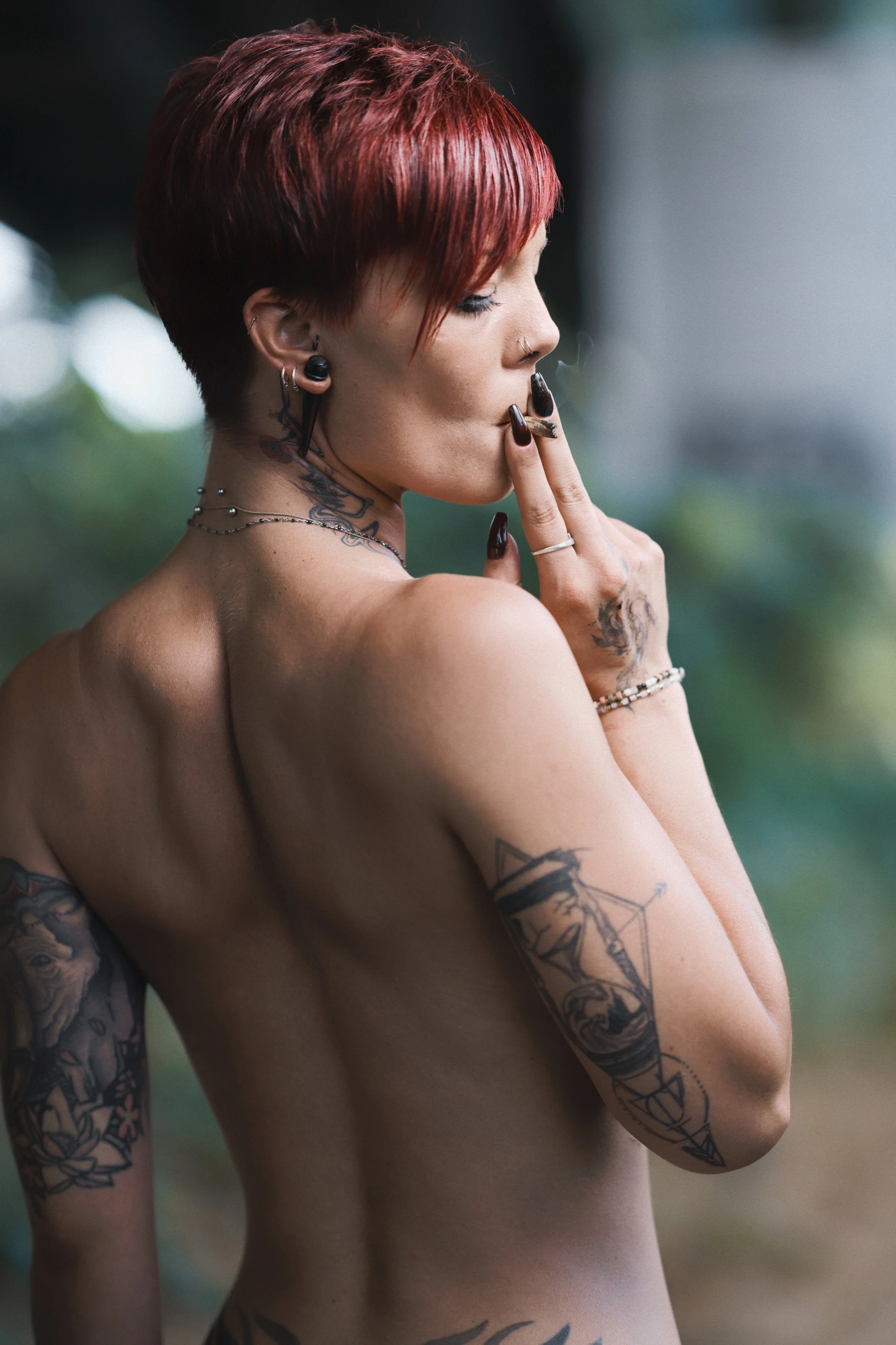 15-portrait-sexy-steffy-fumee-profil-yoann-vareille-photographie-charme-sensualite-brive-correze-nouvelle-aquitaine.jpg