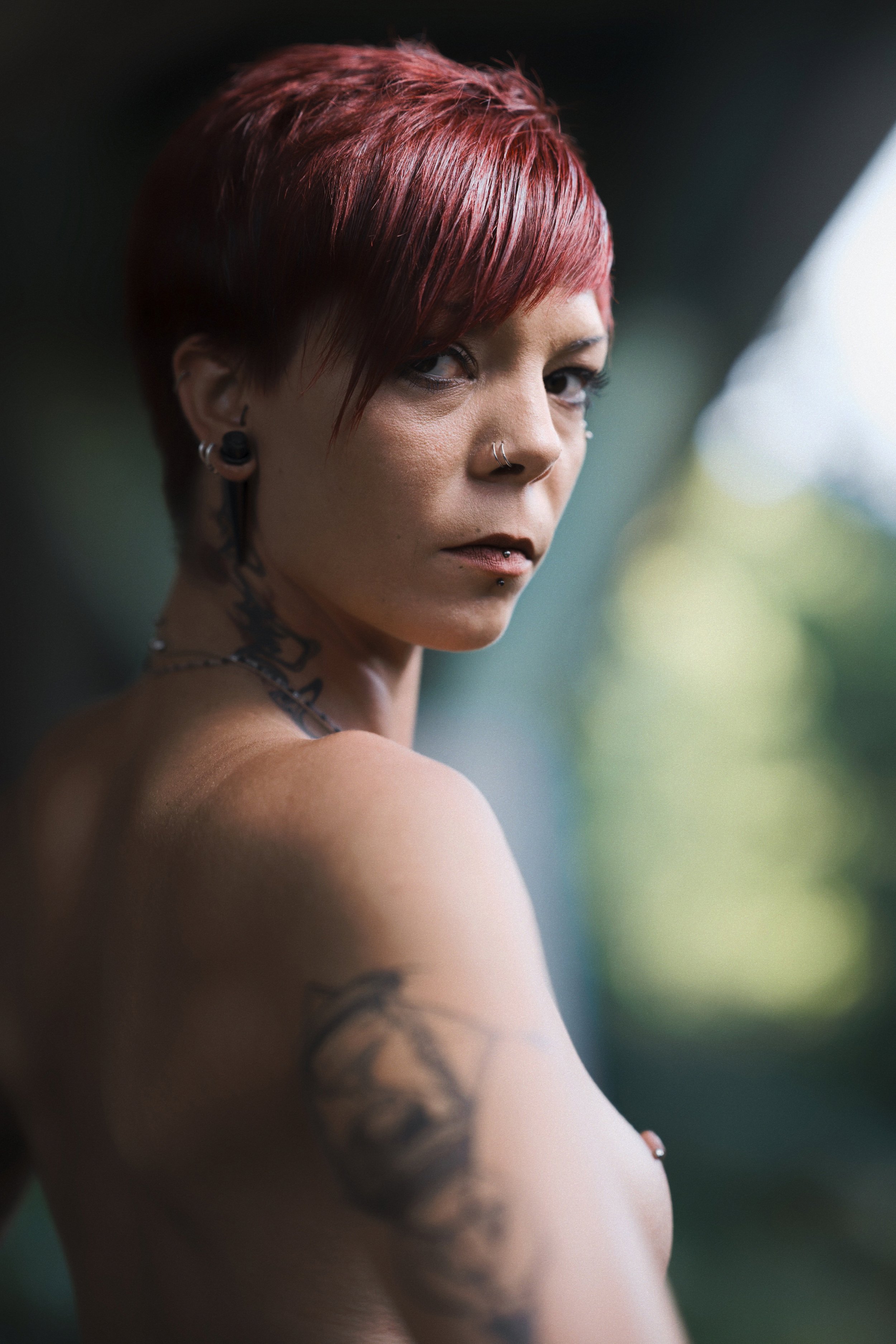 17-portrait-sexy-steffy-gros-plan-dos-nu-yoann-vareille-photographie-charme-sensualite-brive-correze-nouvelle-aquitaine.jpg