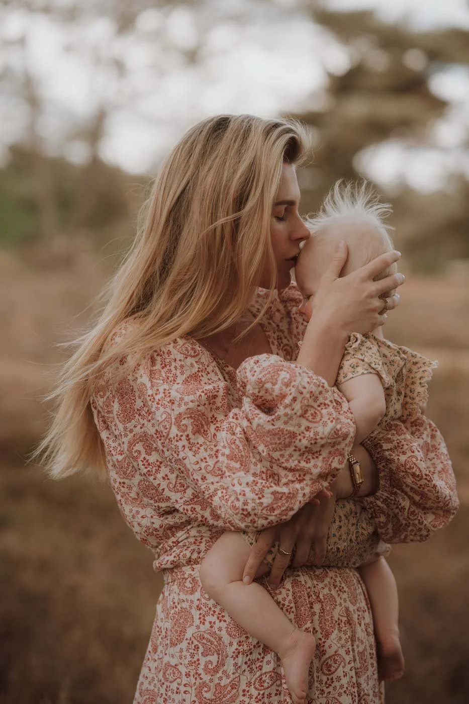 Moeder en baby lifestyle familiefotografie in Utrecht