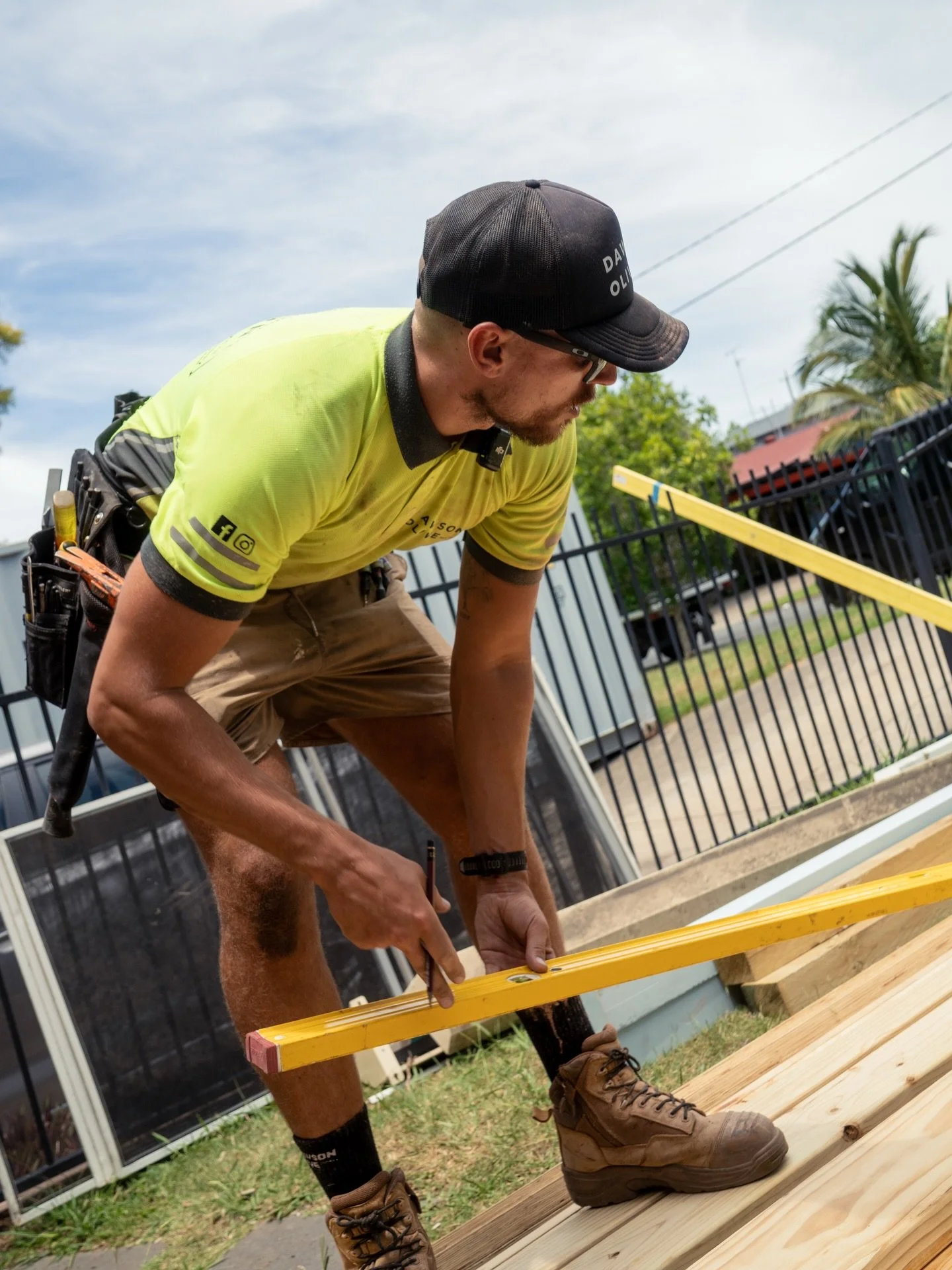 Onsite. In control. Built different. 🏗️

#goldcoastproperty #goldcoastbuilder