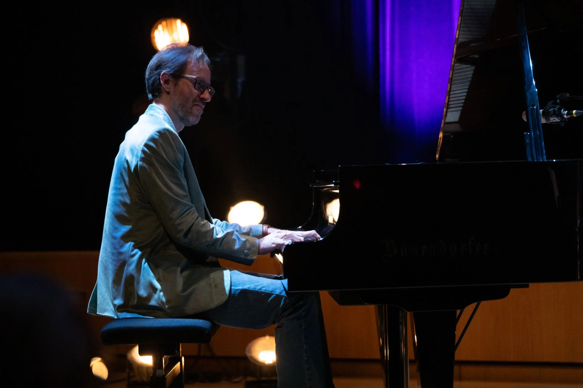 david helbock & julia hofer feat. veronika harcsa, lorenz raab & mahan mirarab © julienne speckle