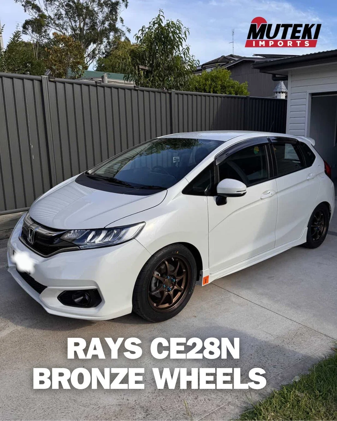 CUSTOMER HIGHLIGHT - ADAME'S RAYS CE28N BRONZE WHEELS

Adame reached out to us on Instagram enquiring about importing genuine parts for his Jazz GK5. He also expressed interest in a set of CE28 bronze wheels in 16x7, 4x100. After some back-and-forth 