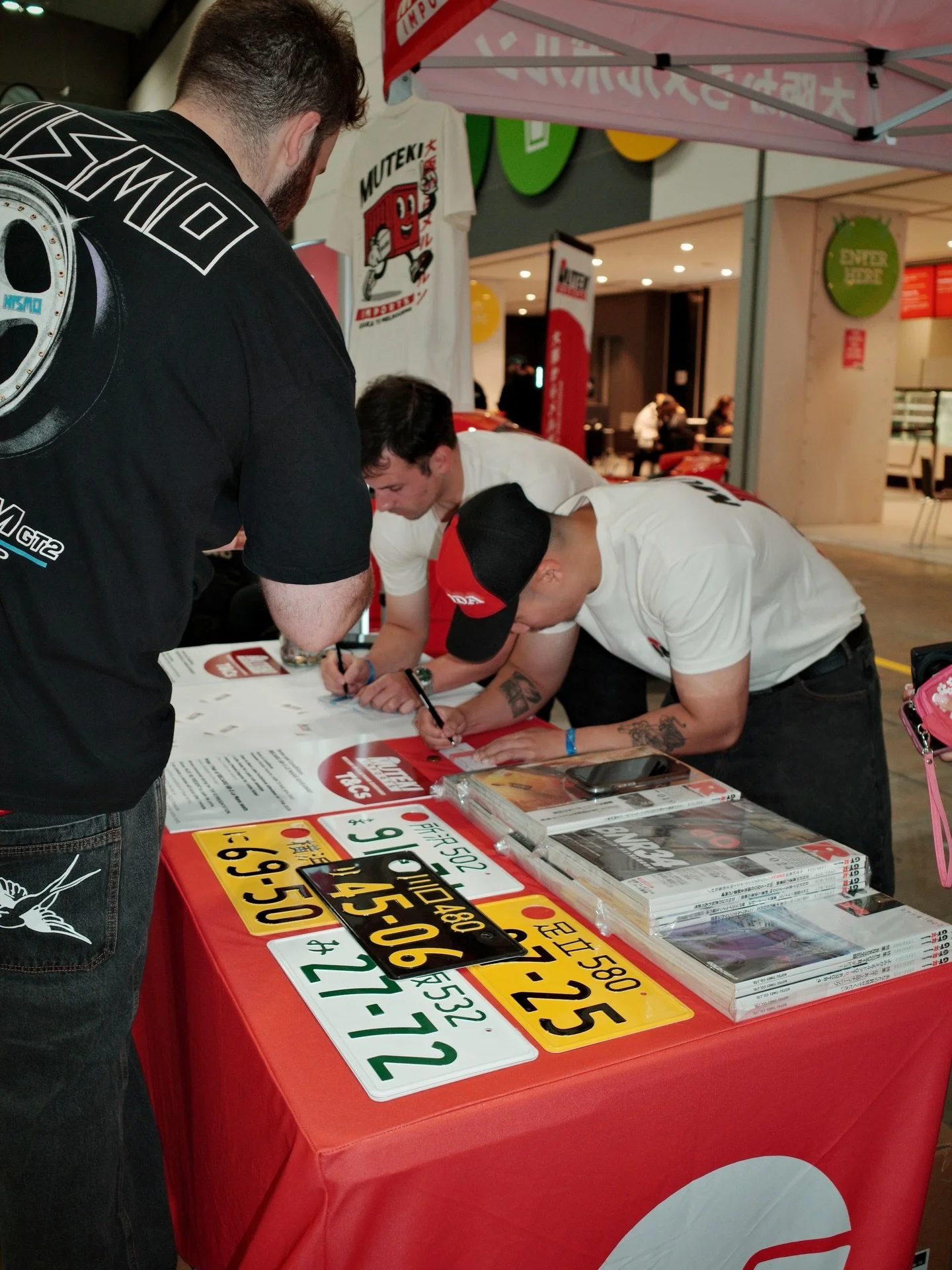 Black Label 2026 Recap!

Massive thanks to everyone that attended our booth during the day. We got to meet and say hi to so many of you. 

We had over 400 entries for the Recaro SR-3 Le Mans Confetti giveaway, sold out of our container man shirts (wh