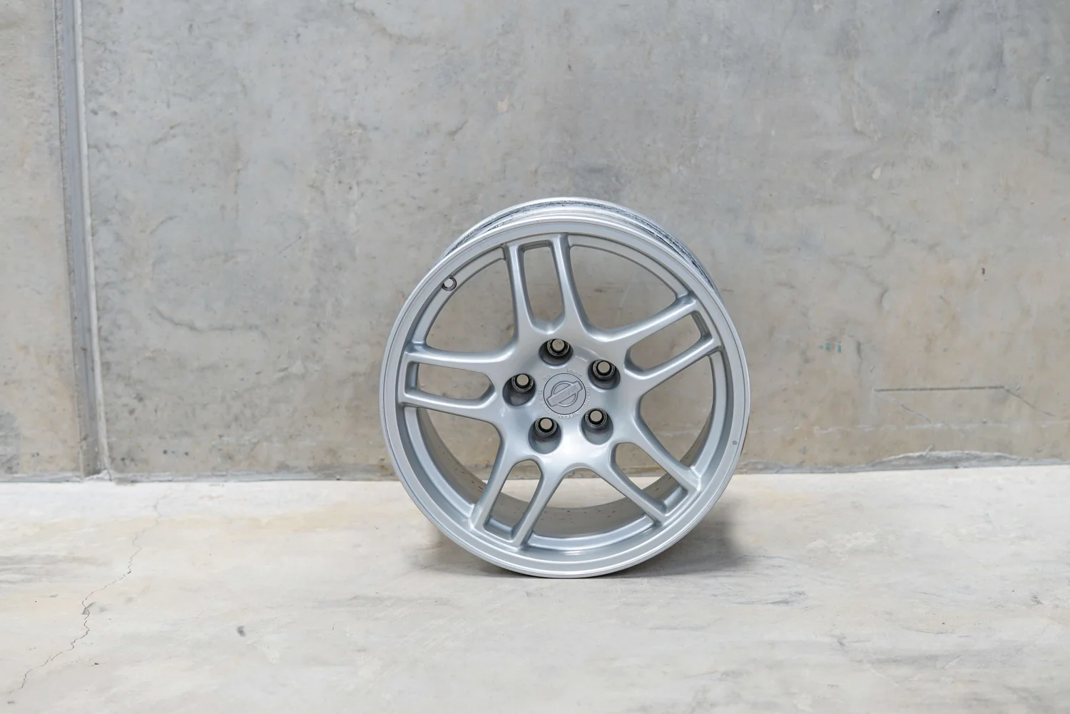 Nissan Skyline R33 GT-R OEM Wheels 17x9J +30 5x114.3 | BCNR33