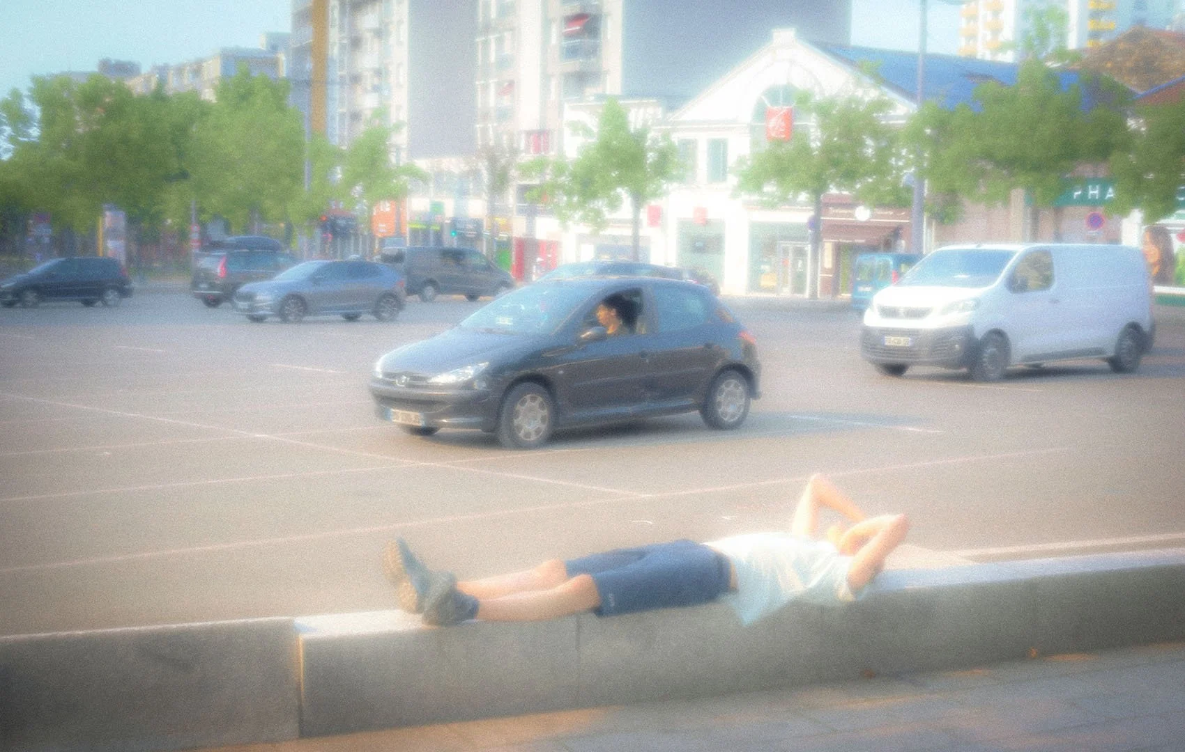 A Hot Summer Day - Aoto Pinku 1700x1080.jpg
