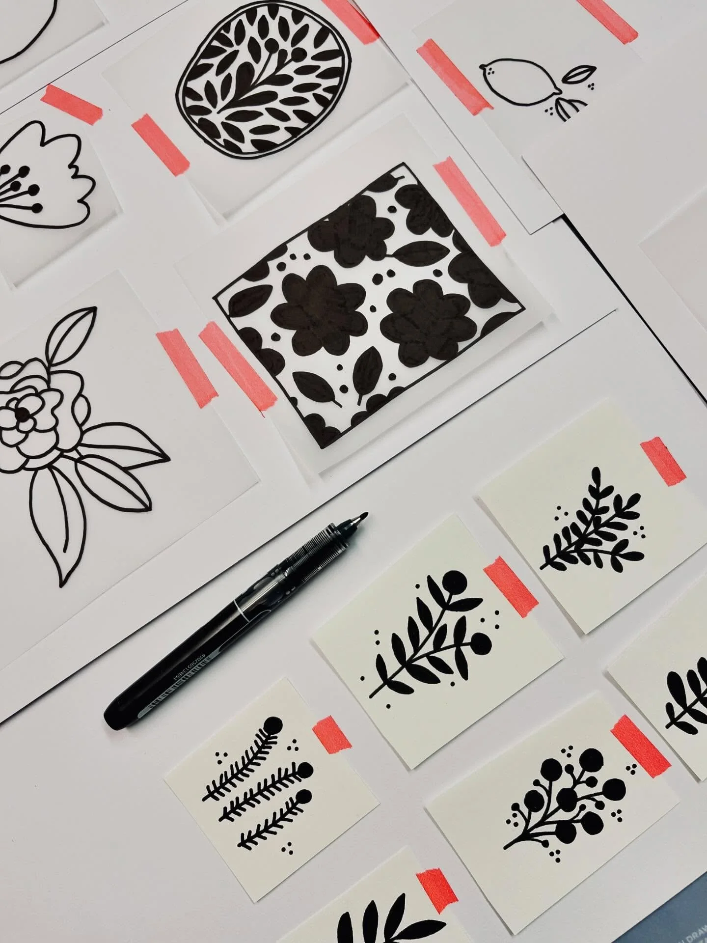 Cette semaine je dessine pour vous proposer des nouveaux produits bient&ocirc;t &hellip;

 #wip #dessin #exlibris #illustration #workshop