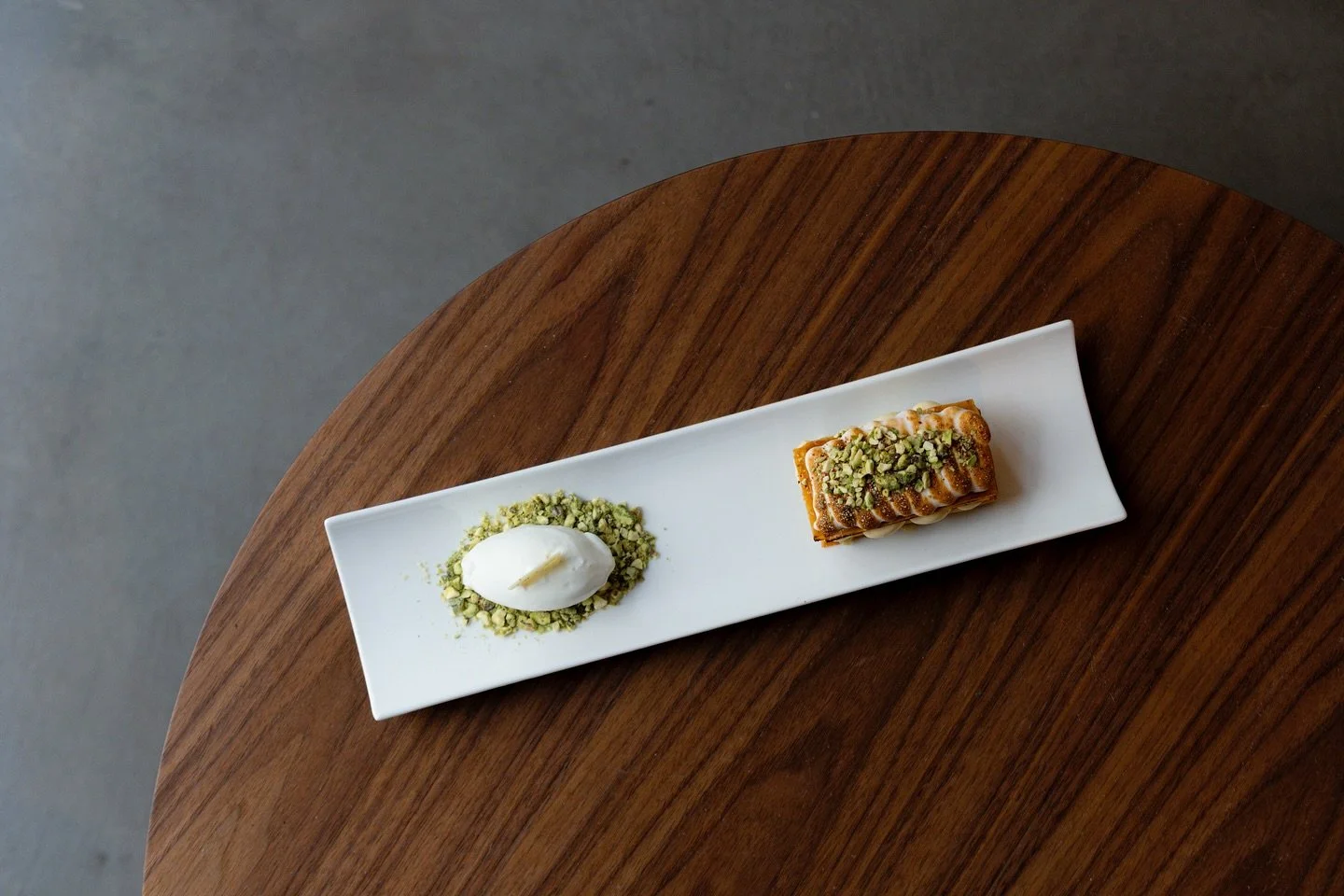 &ldquo;The White beauty&rdquo;🤍

#dessert #beauty #tapasbar #whitebeauty #pistache