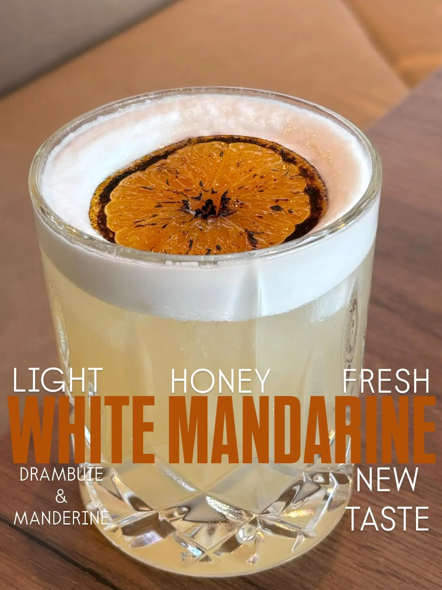 WHITE Mandarine✨
Vandaag onze nieuwe cocktail proeven?
Fris, zacht en verfrissend.

Alleen tijdens Thirsty Thursday voor &euro;7,50