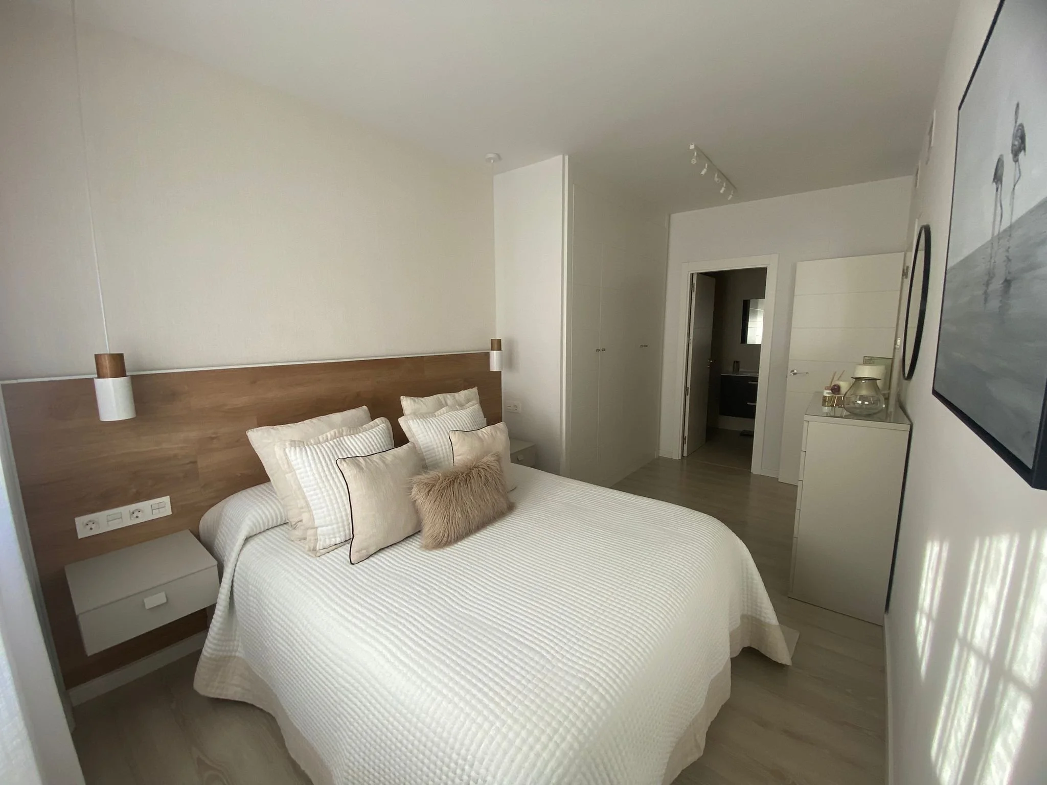 Dormitorio ppal 3.jpeg