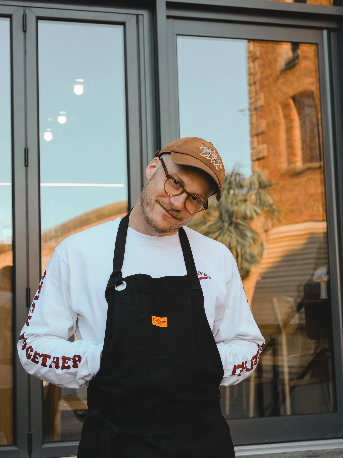 Today we are BUSY!
If you’re a group of four or more please drop us a message beforehand as our bigger tables are booked out pretty heavily. We still have pockets of space but save that walk to the docks and check in advance. 
New menu is goi